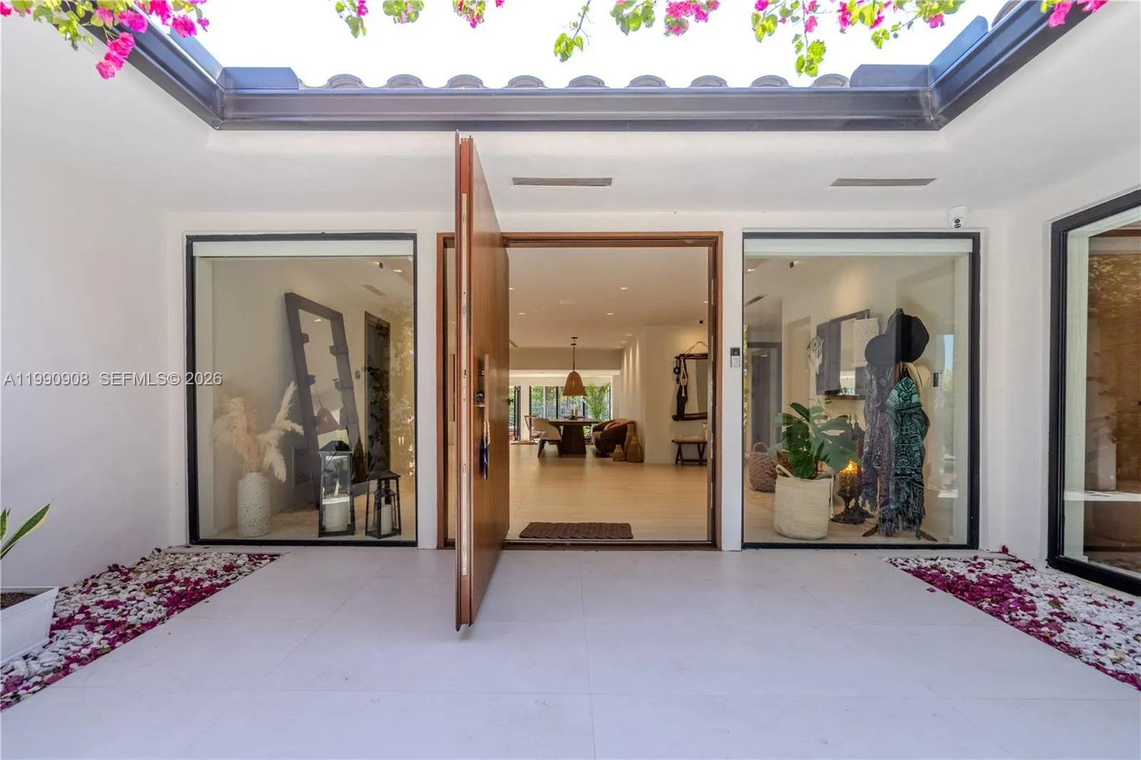 11450 N Bayshore Dr, North Miami, Florida 33181, North Miami, Florida 33181, 3 Bedrooms Bedrooms, ,2 BathroomsBathrooms,Residential,For Sale,11450 N Bayshore Dr, North Miami, Florida 33181,A11990908