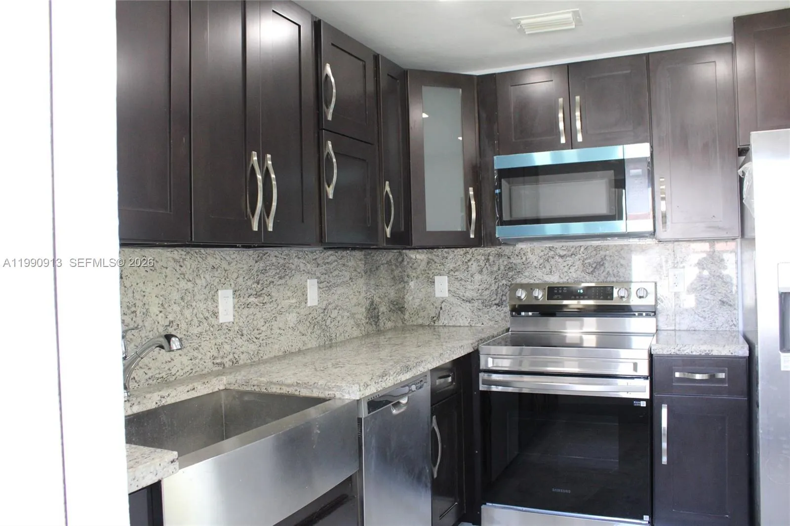 2411 Sw 6th St, Fort Lauderdale, Florida 33312, Fort Lauderdale, Florida 33312, 3 Bedrooms Bedrooms, ,2 BathroomsBathrooms,Residential,For Sale,2411 Sw 6th St, Fort Lauderdale, Florida 33312,A11990913