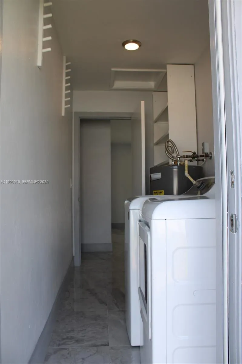 2411 Sw 6th St, Fort Lauderdale, Florida 33312, Fort Lauderdale, Florida 33312, 3 Bedrooms Bedrooms, ,2 BathroomsBathrooms,Residential,For Sale,2411 Sw 6th St, Fort Lauderdale, Florida 33312,A11990913
