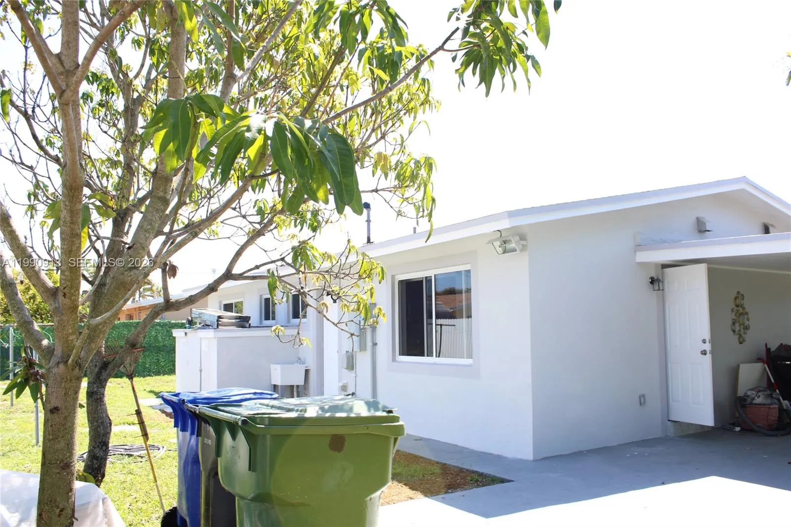 2411 Sw 6th St, Fort Lauderdale, Florida 33312, Fort Lauderdale, Florida 33312, 3 Bedrooms Bedrooms, ,2 BathroomsBathrooms,Residential,For Sale,2411 Sw 6th St, Fort Lauderdale, Florida 33312,A11990913