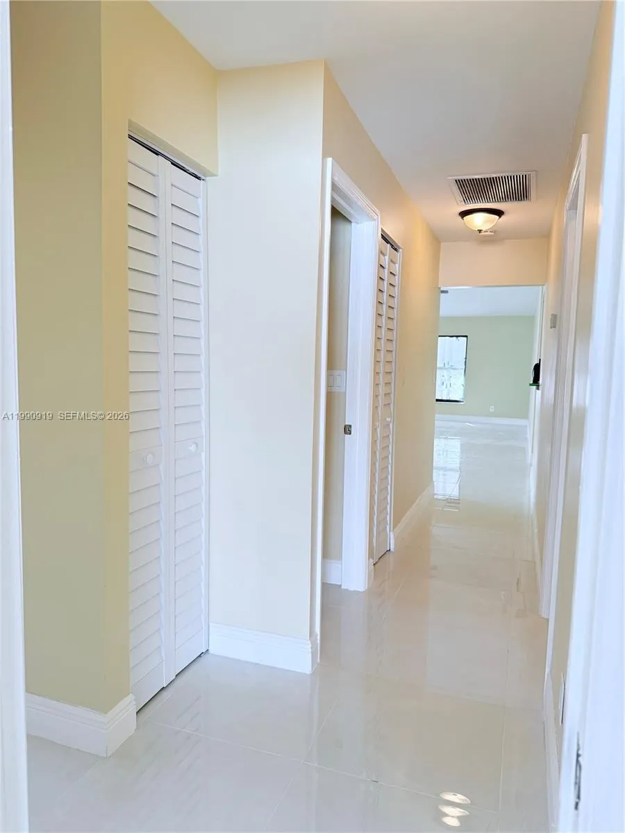 11061 Nw 39th St 1, Coral Springs, Florida 33065, Coral Springs, Florida 33065, 3 Bedrooms Bedrooms, ,2 BathroomsBathrooms,Residential Lease,For Rent,11061 Nw 39th St 1, Coral Springs, Florida 33065,A11990919