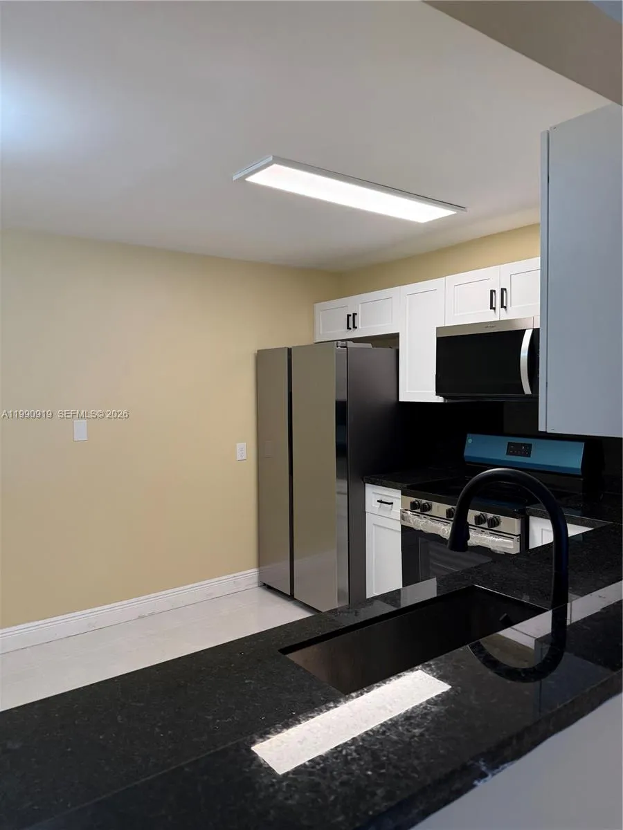 11061 Nw 39th St 1, Coral Springs, Florida 33065, Coral Springs, Florida 33065, 3 Bedrooms Bedrooms, ,2 BathroomsBathrooms,Residential Lease,For Rent,11061 Nw 39th St 1, Coral Springs, Florida 33065,A11990919