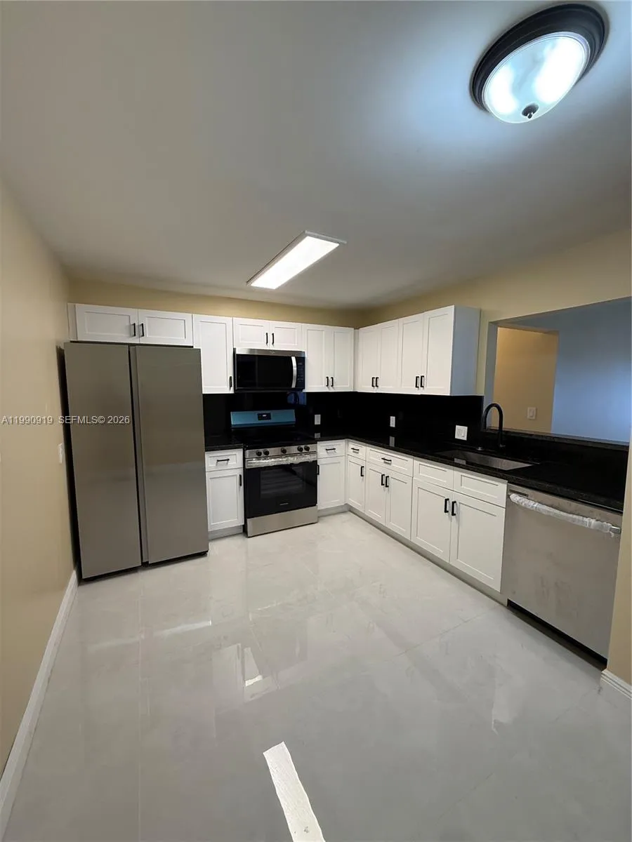 11061 Nw 39th St 1, Coral Springs, Florida 33065, Coral Springs, Florida 33065, 3 Bedrooms Bedrooms, ,2 BathroomsBathrooms,Residential Lease,For Rent,11061 Nw 39th St 1, Coral Springs, Florida 33065,A11990919