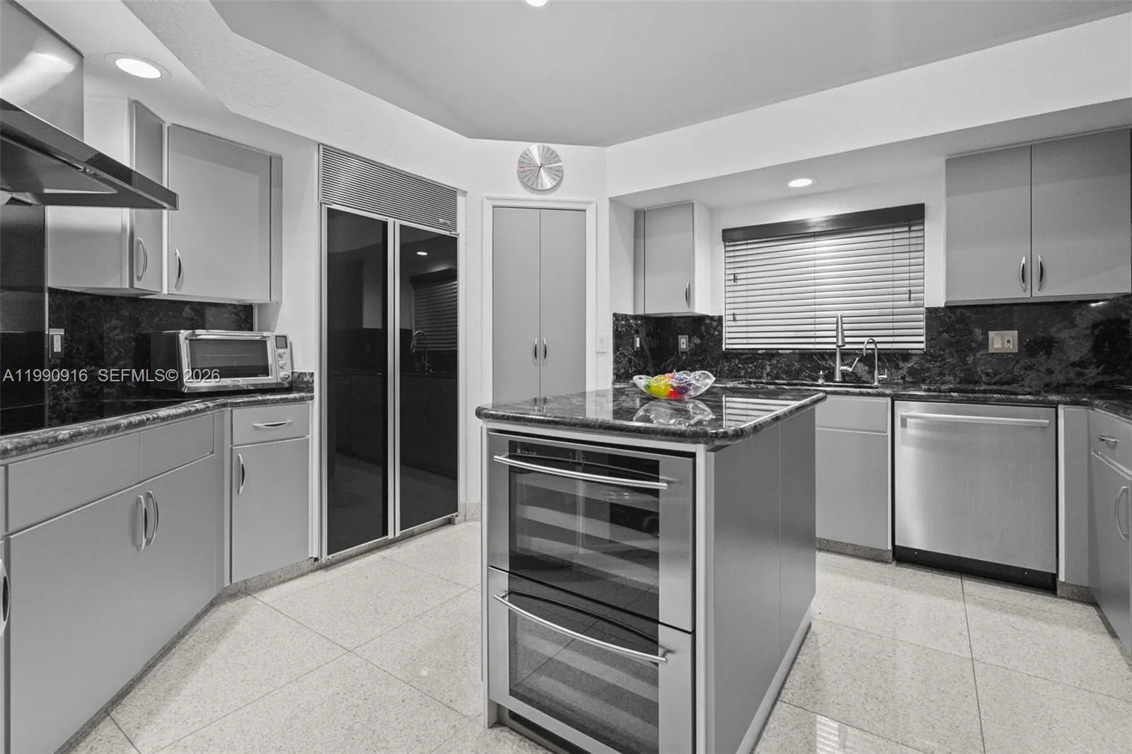 392 Coconut Cir, Weston, Florida 33326, Weston, Florida 33326, 5 Bedrooms Bedrooms, ,3 BathroomsBathrooms,Residential,For Sale,392 Coconut Cir, Weston, Florida 33326,A11990916