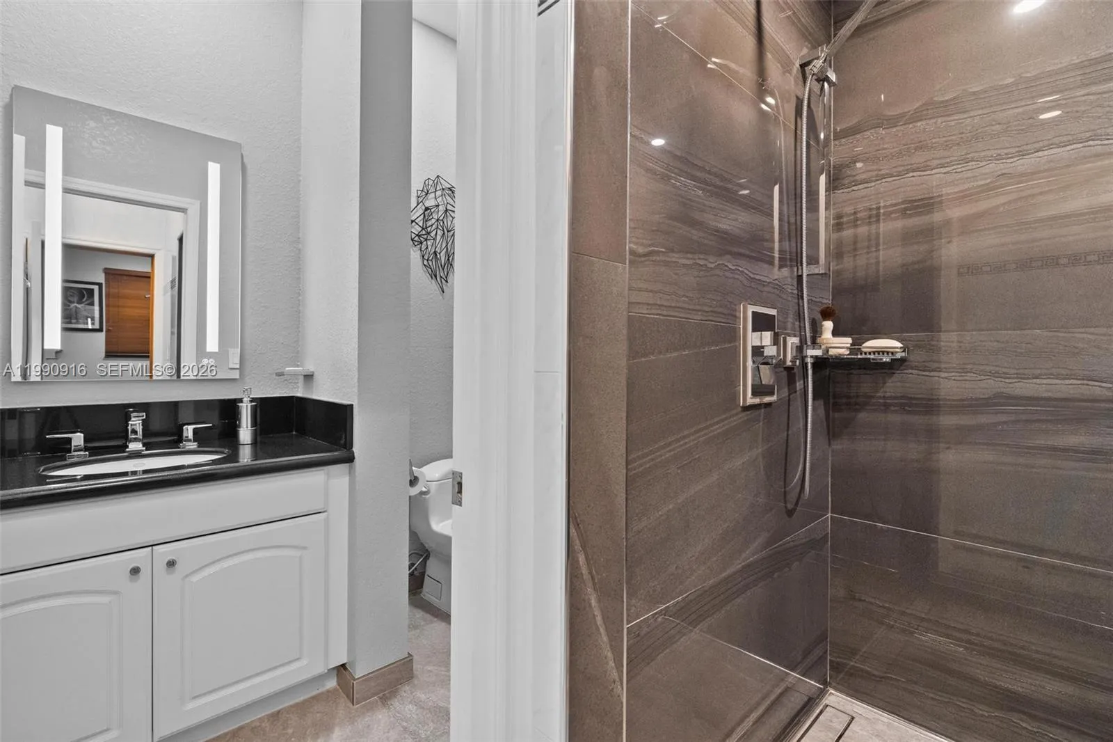 392 Coconut Cir, Weston, Florida 33326, Weston, Florida 33326, 5 Bedrooms Bedrooms, ,3 BathroomsBathrooms,Residential,For Sale,392 Coconut Cir, Weston, Florida 33326,A11990916