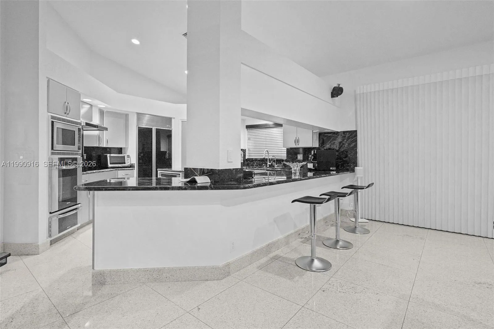 392 Coconut Cir, Weston, Florida 33326, Weston, Florida 33326, 5 Bedrooms Bedrooms, ,3 BathroomsBathrooms,Residential,For Sale,392 Coconut Cir, Weston, Florida 33326,A11990916