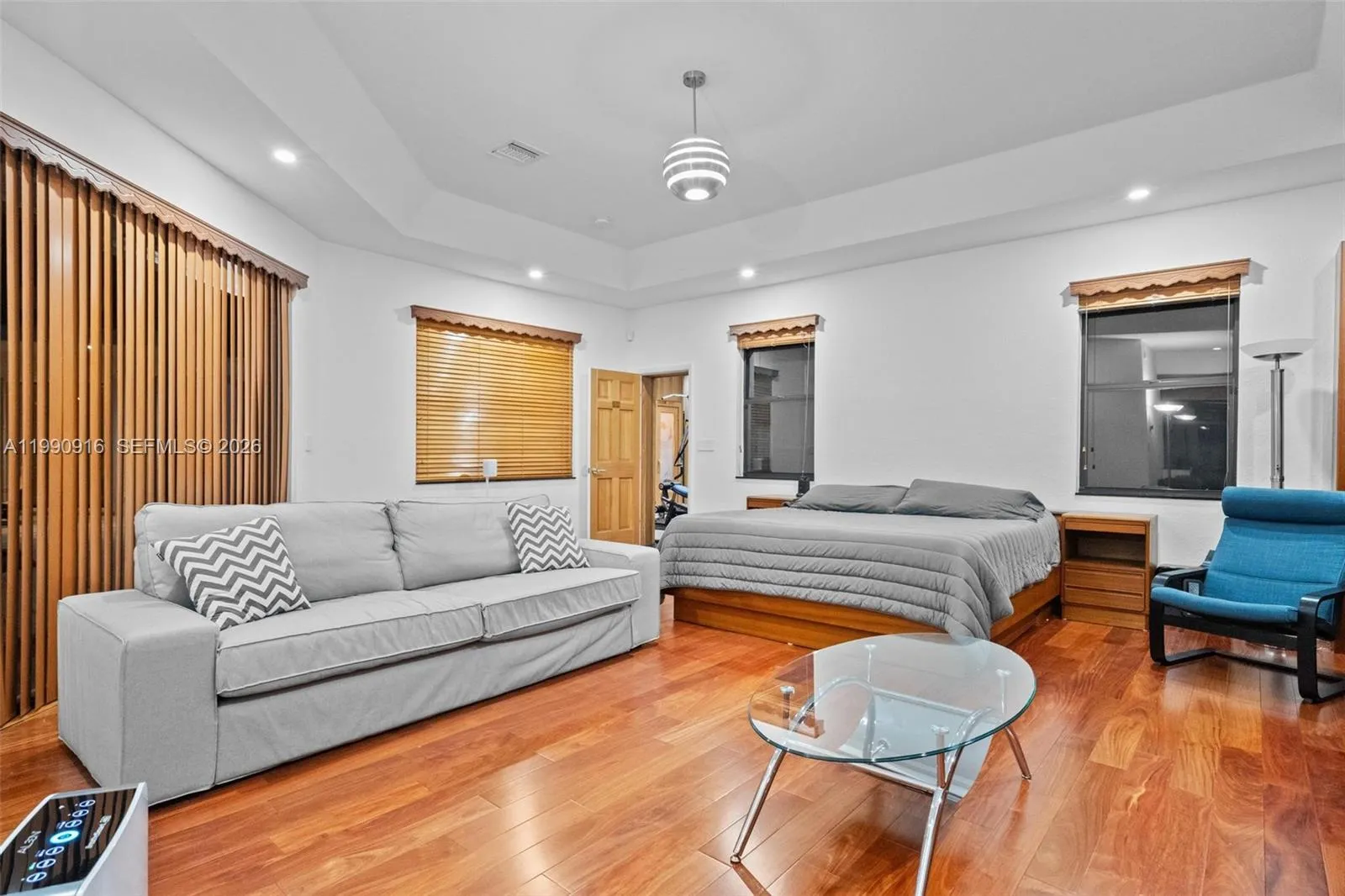 392 Coconut Cir, Weston, Florida 33326, Weston, Florida 33326, 5 Bedrooms Bedrooms, ,3 BathroomsBathrooms,Residential,For Sale,392 Coconut Cir, Weston, Florida 33326,A11990916