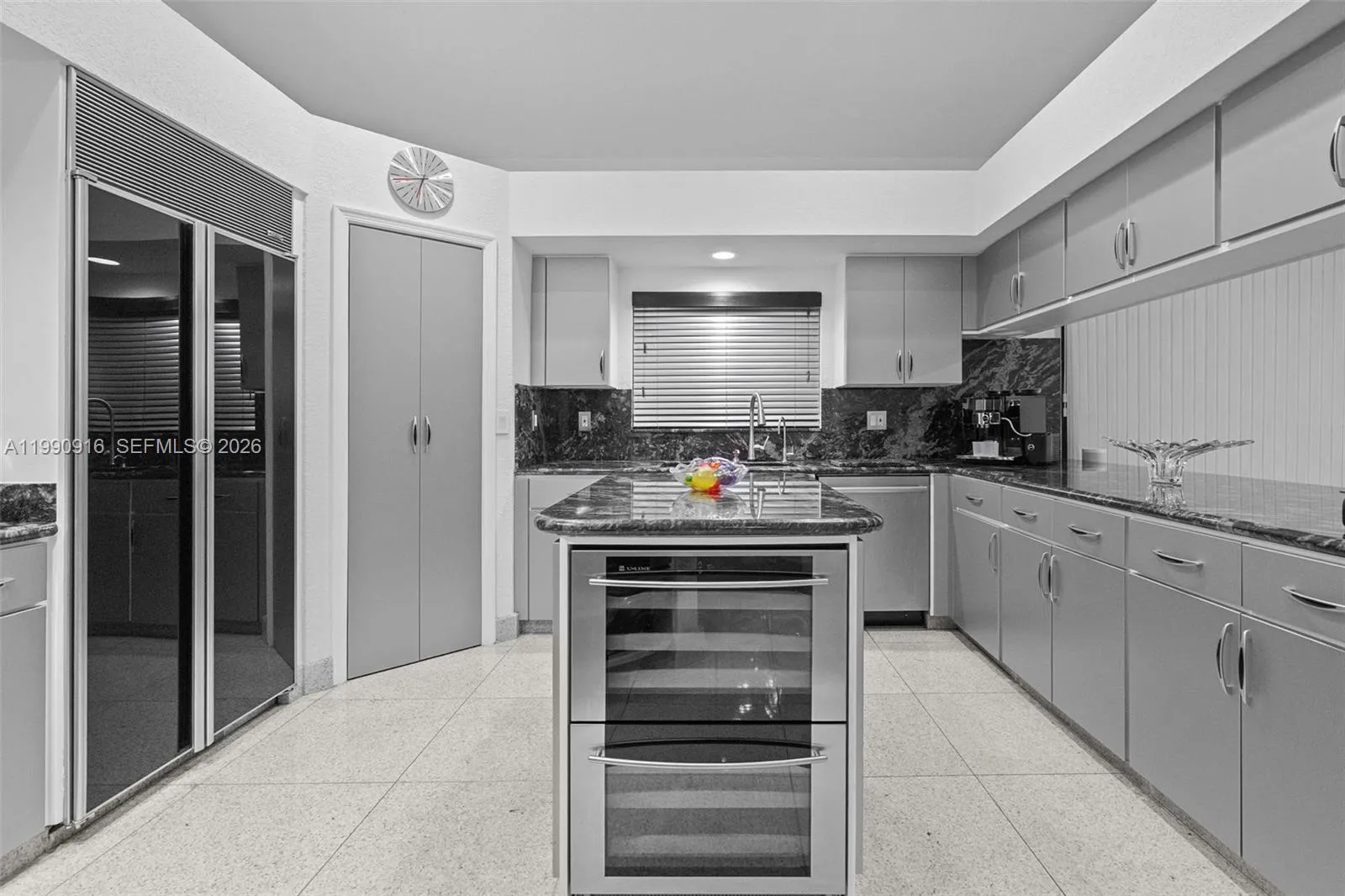 392 Coconut Cir, Weston, Florida 33326, Weston, Florida 33326, 5 Bedrooms Bedrooms, ,3 BathroomsBathrooms,Residential,For Sale,392 Coconut Cir, Weston, Florida 33326,A11990916