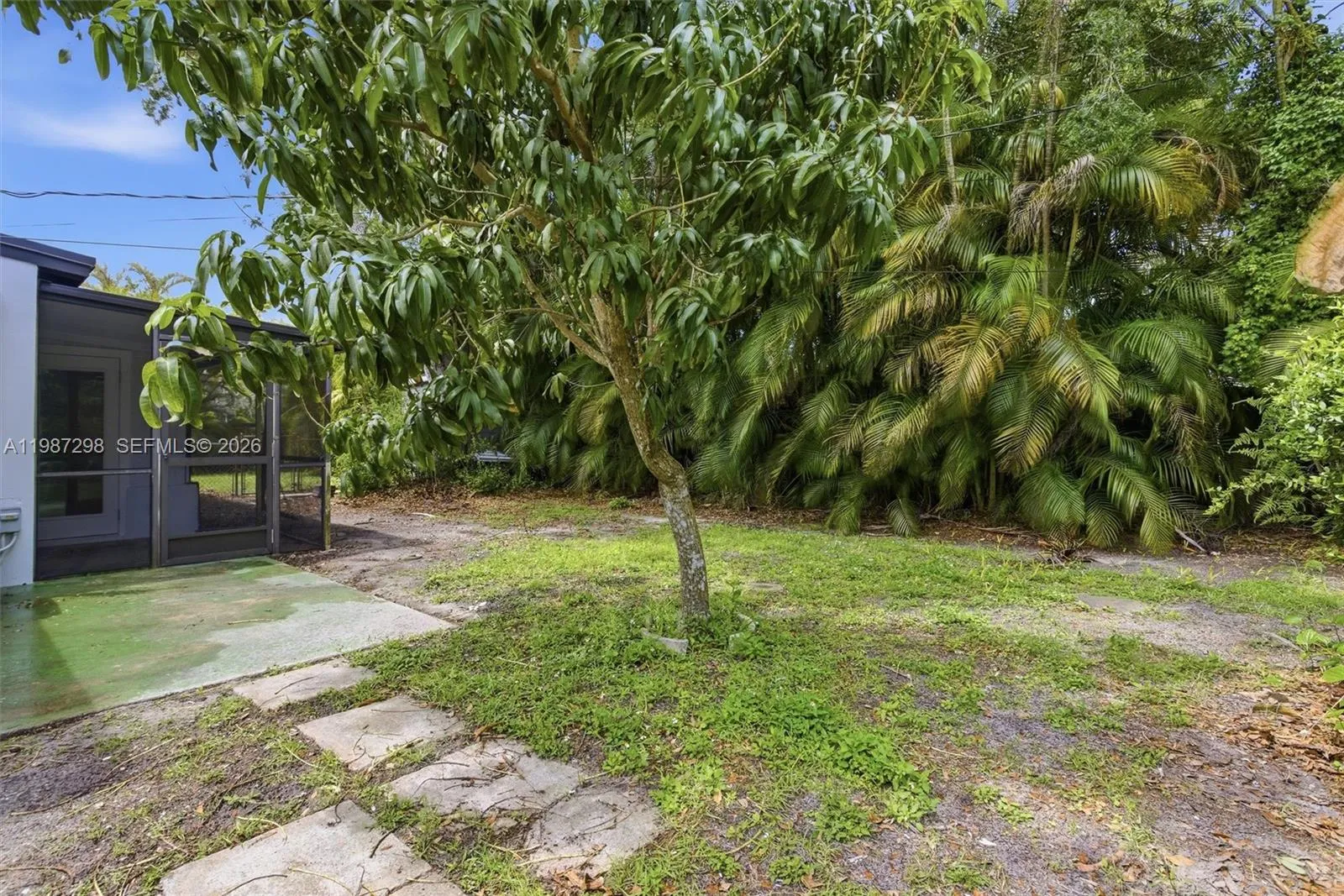 11434 Sw 81st Rd 11434, Pinecrest, Florida 33156, Pinecrest, Florida 33156, 2 Bedrooms Bedrooms, ,2 BathroomsBathrooms,Residential Lease,For Rent,11434 Sw 81st Rd 11434, Pinecrest, Florida 33156,A11987298
