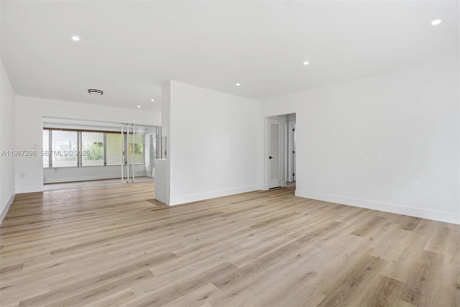 11434 Sw 81st Rd 11434, Pinecrest, Florida 33156, Pinecrest, Florida 33156, 2 Bedrooms Bedrooms, ,2 BathroomsBathrooms,Residential Lease,For Rent,11434 Sw 81st Rd 11434, Pinecrest, Florida 33156,A11987298