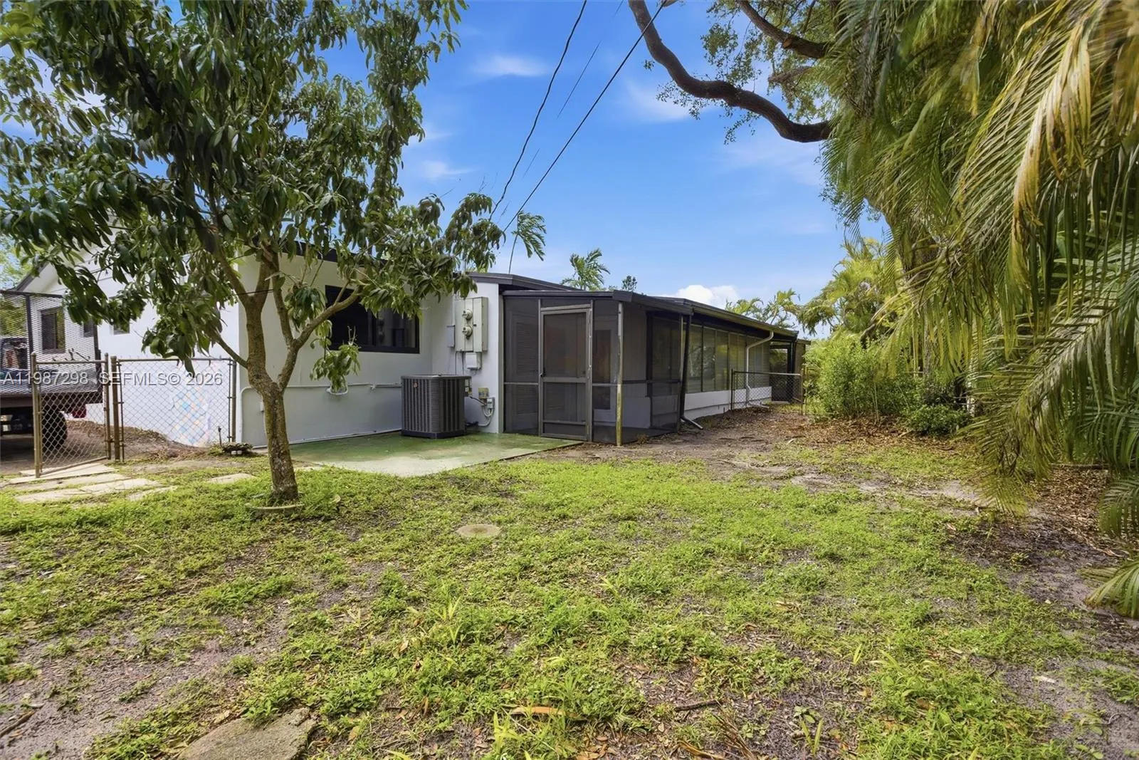 11434 Sw 81st Rd 11434, Pinecrest, Florida 33156, Pinecrest, Florida 33156, 2 Bedrooms Bedrooms, ,2 BathroomsBathrooms,Residential Lease,For Rent,11434 Sw 81st Rd 11434, Pinecrest, Florida 33156,A11987298