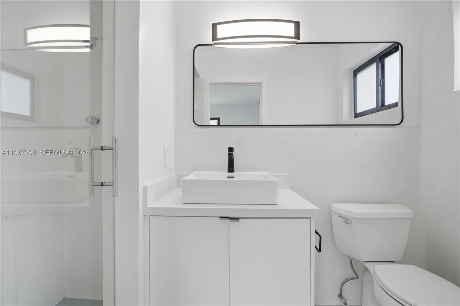 11434 Sw 81st Rd 11434, Pinecrest, Florida 33156, Pinecrest, Florida 33156, 2 Bedrooms Bedrooms, ,2 BathroomsBathrooms,Residential Lease,For Rent,11434 Sw 81st Rd 11434, Pinecrest, Florida 33156,A11987298