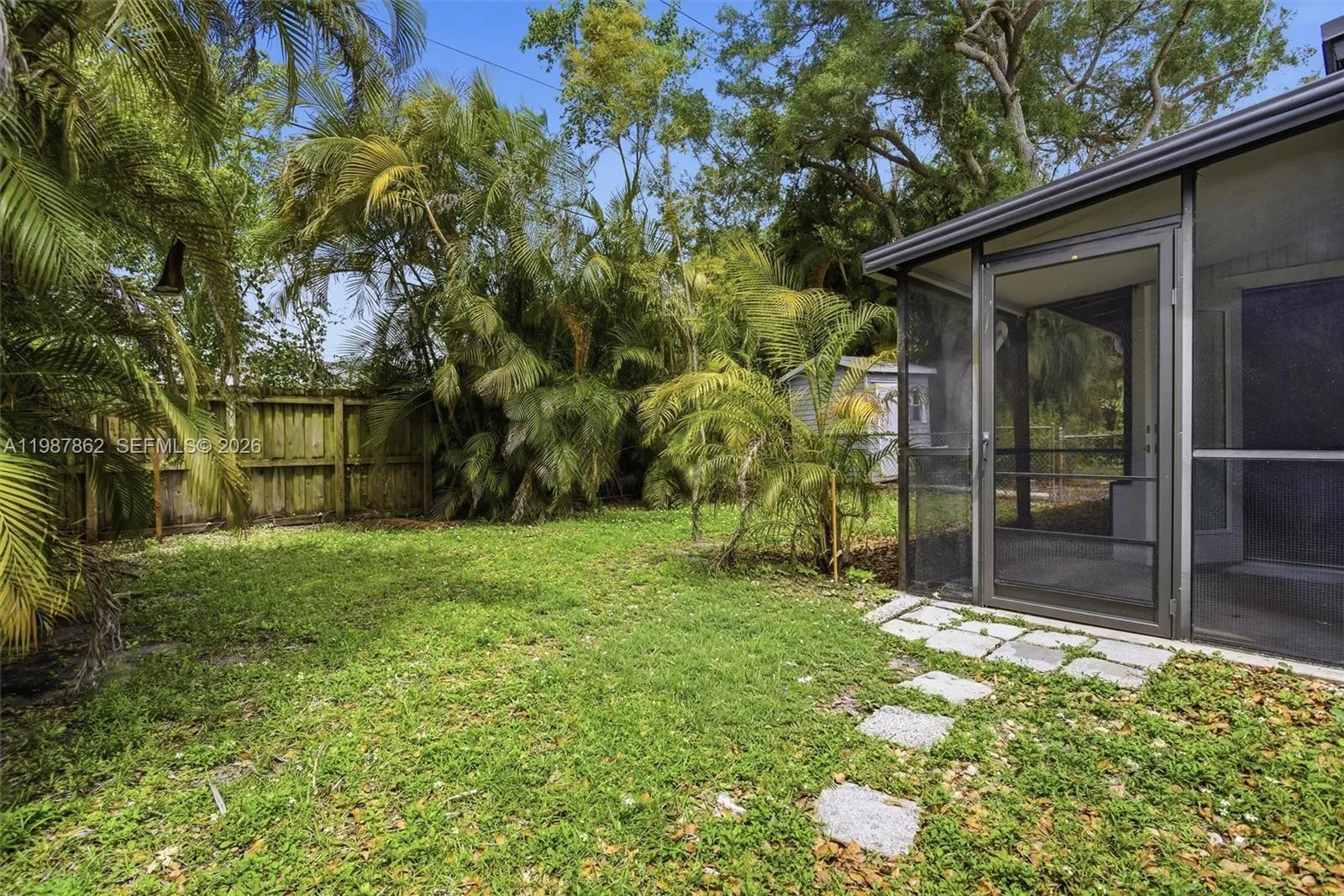 11436 Sw 81st Rd 11436, Pinecrest, Florida 33156, Pinecrest, Florida 33156, 2 Bedrooms Bedrooms, ,1 BathroomBathrooms,Residential Lease,For Rent,11436 Sw 81st Rd 11436, Pinecrest, Florida 33156,A11987862