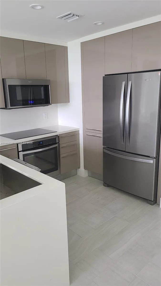 2000 Metropica Way 201, Sunrise, Florida 33323, Sunrise, Florida 33323, 1 Bedroom Bedrooms, ,1 BathroomBathrooms,Residential,For Sale,2000 Metropica Way 201, Sunrise, Florida 33323,A11988189