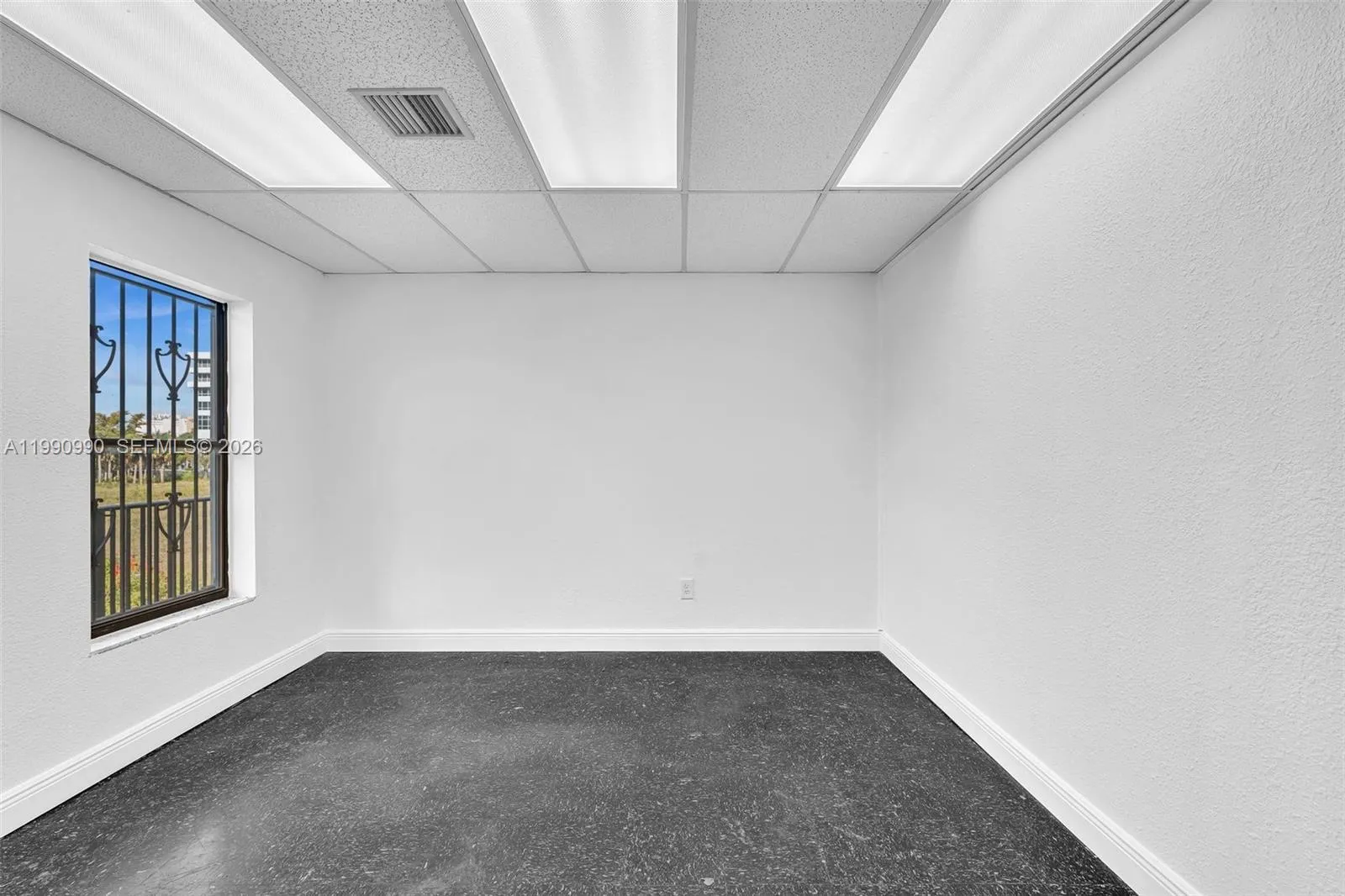 201 N University Dr 17b, Plantation, Florida 33324, Plantation, Florida 33324, ,Commercial Lease,For Rent,201 N University Dr 17b, Plantation, Florida 33324,A11990990