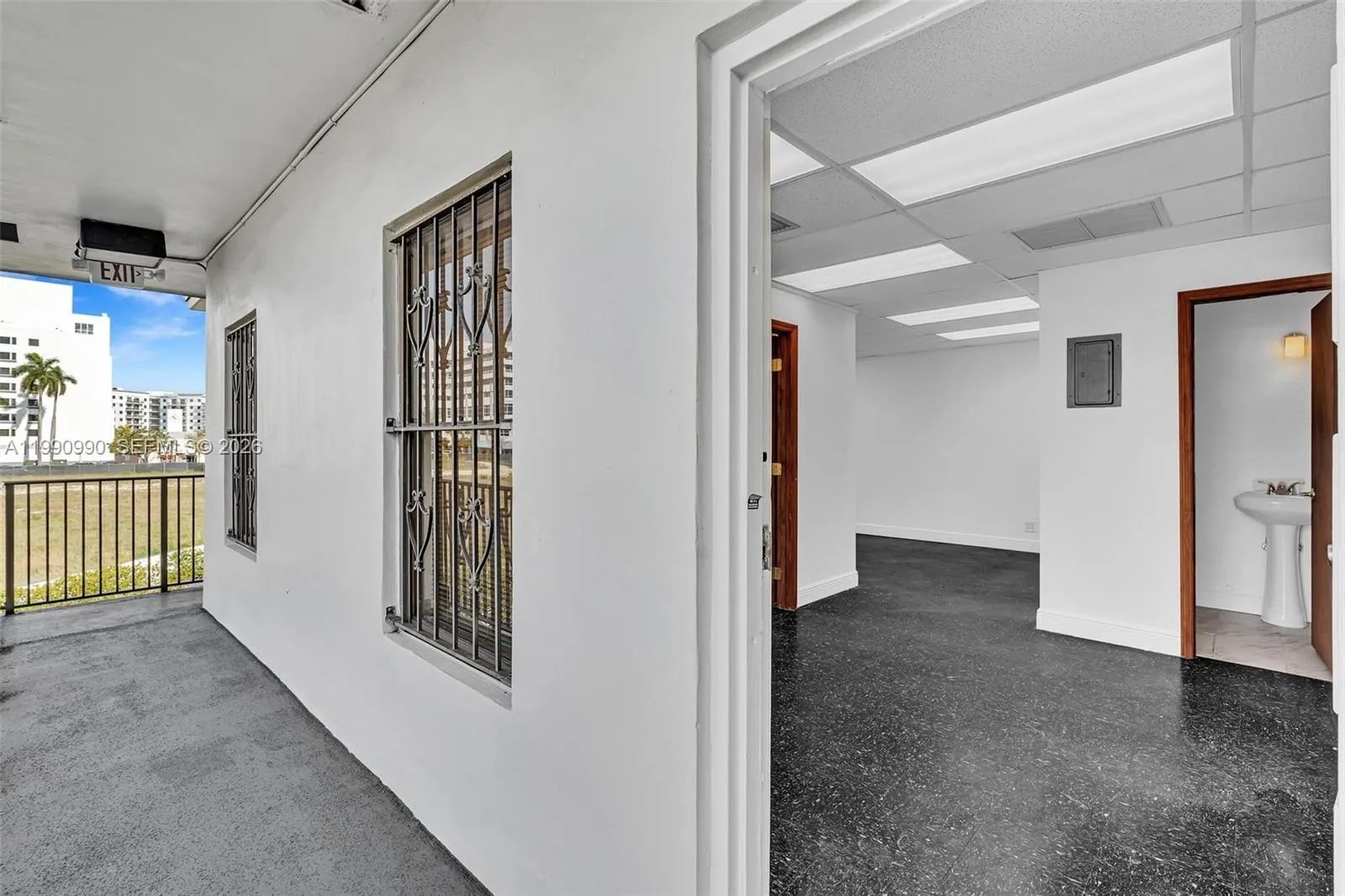 201 N University Dr 17b, Plantation, Florida 33324, Plantation, Florida 33324, ,Commercial Lease,For Rent,201 N University Dr 17b, Plantation, Florida 33324,A11990990