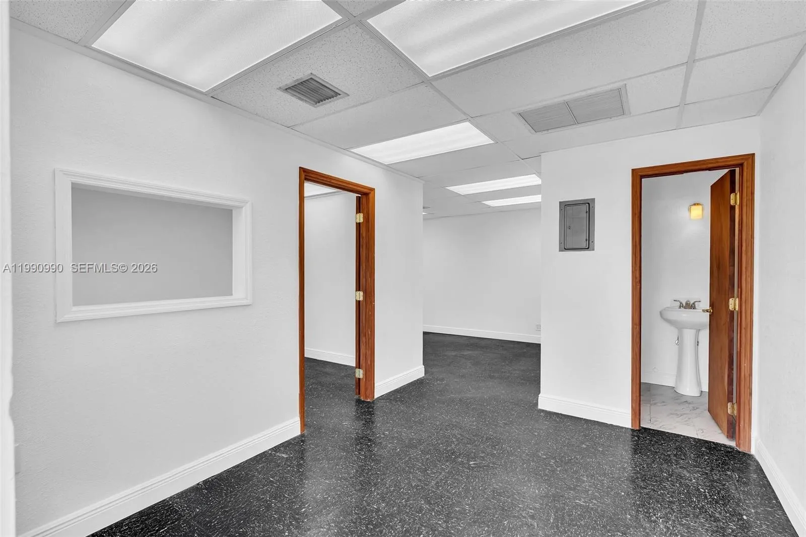 201 N University Dr 17b, Plantation, Florida 33324, Plantation, Florida 33324, ,Commercial Lease,For Rent,201 N University Dr 17b, Plantation, Florida 33324,A11990990