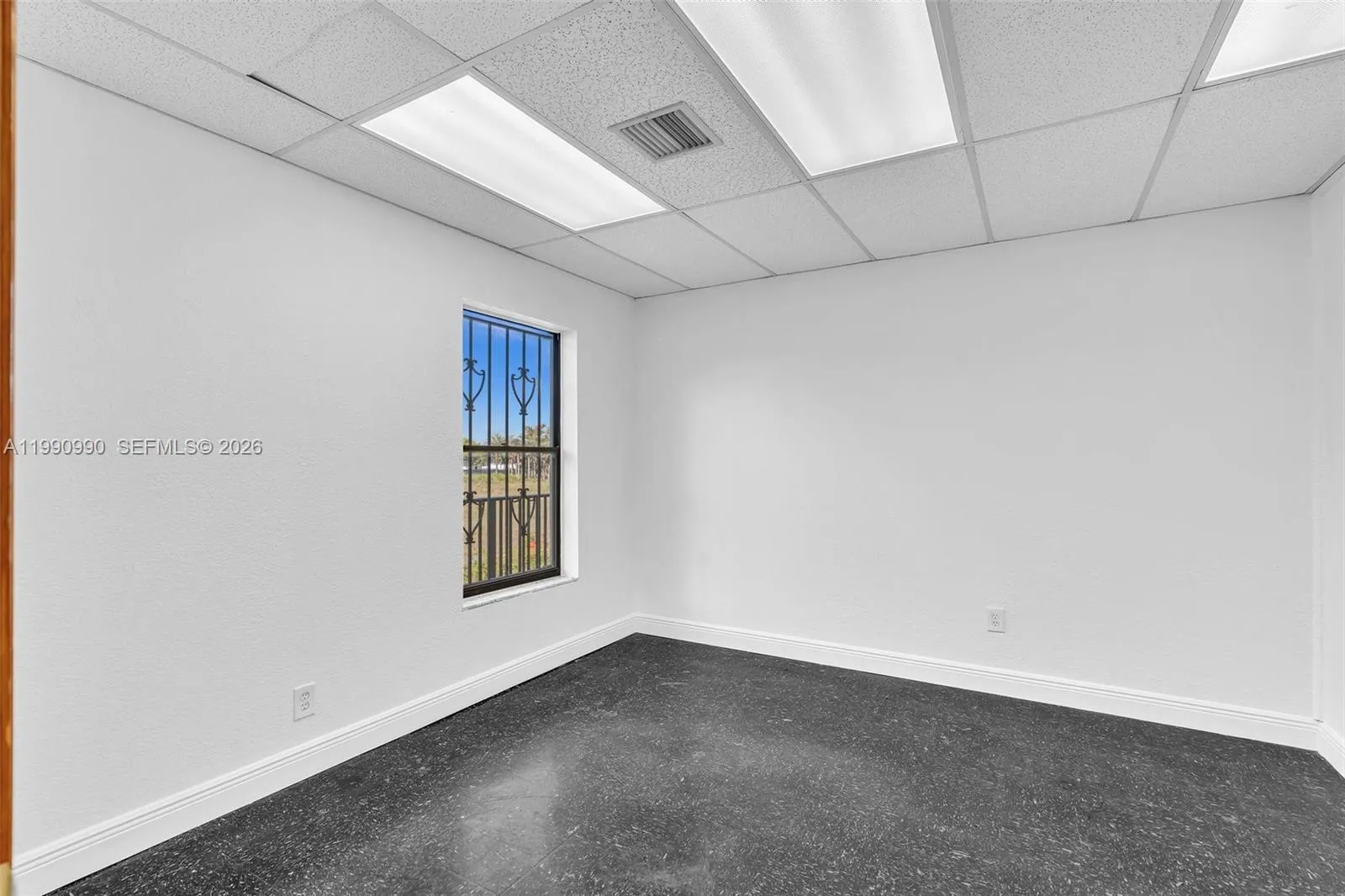 201 N University Dr 17b, Plantation, Florida 33324, Plantation, Florida 33324, ,Commercial Lease,For Rent,201 N University Dr 17b, Plantation, Florida 33324,A11990990
