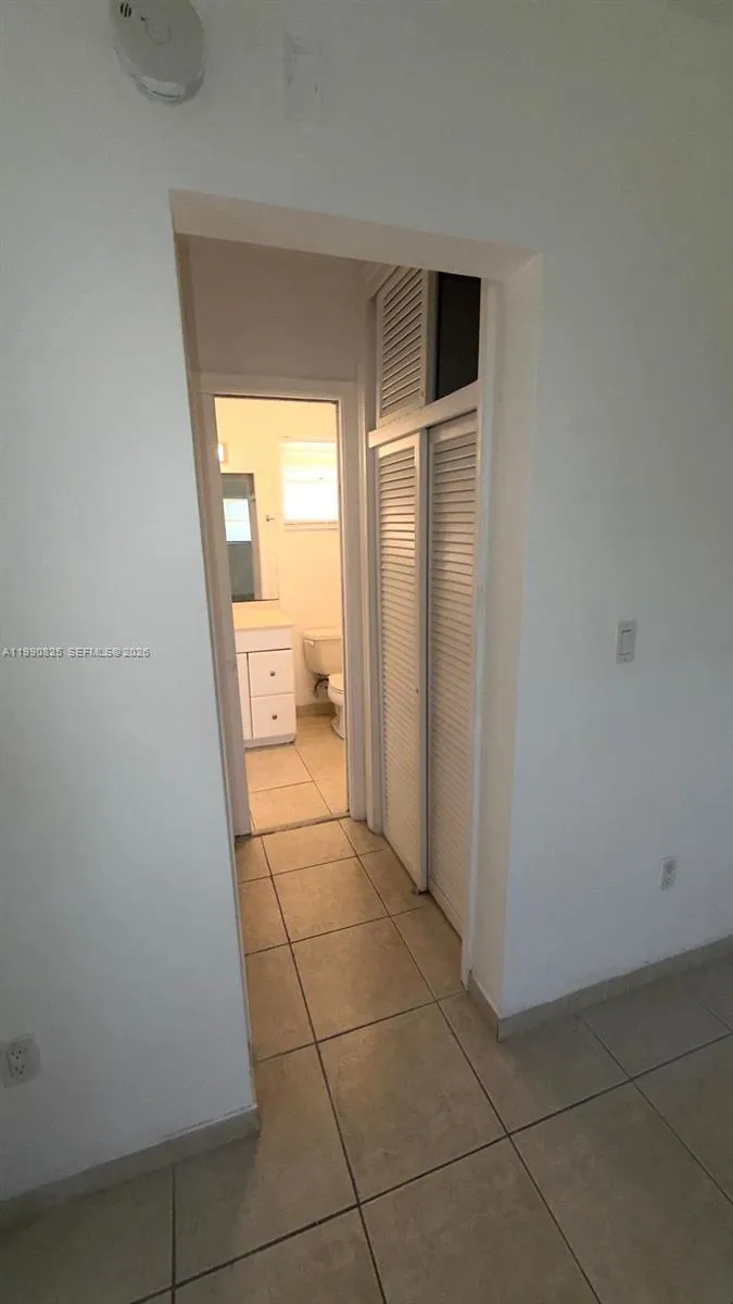 2800 Ne 203rd St 17, Aventura, Florida 33180, Aventura, Florida 33180, 1 Bedroom Bedrooms, ,1 BathroomBathrooms,Residential Lease,For Rent,2800 Ne 203rd St 17, Aventura, Florida 33180,A11990825