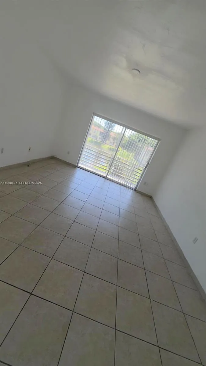 2800 Ne 203rd St 17, Aventura, Florida 33180, Aventura, Florida 33180, 1 Bedroom Bedrooms, ,1 BathroomBathrooms,Residential Lease,For Rent,2800 Ne 203rd St 17, Aventura, Florida 33180,A11990825