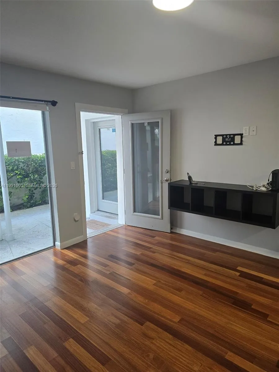 1550 Pennsylvania Ave 113, Miami Beach, Florida 33, Miami Beach, Florida 33139, 1 Bedroom Bedrooms, ,1 BathroomBathrooms,Residential Lease,For Rent,1550 Pennsylvania Ave 113, Miami Beach, Florida 33,A11991003