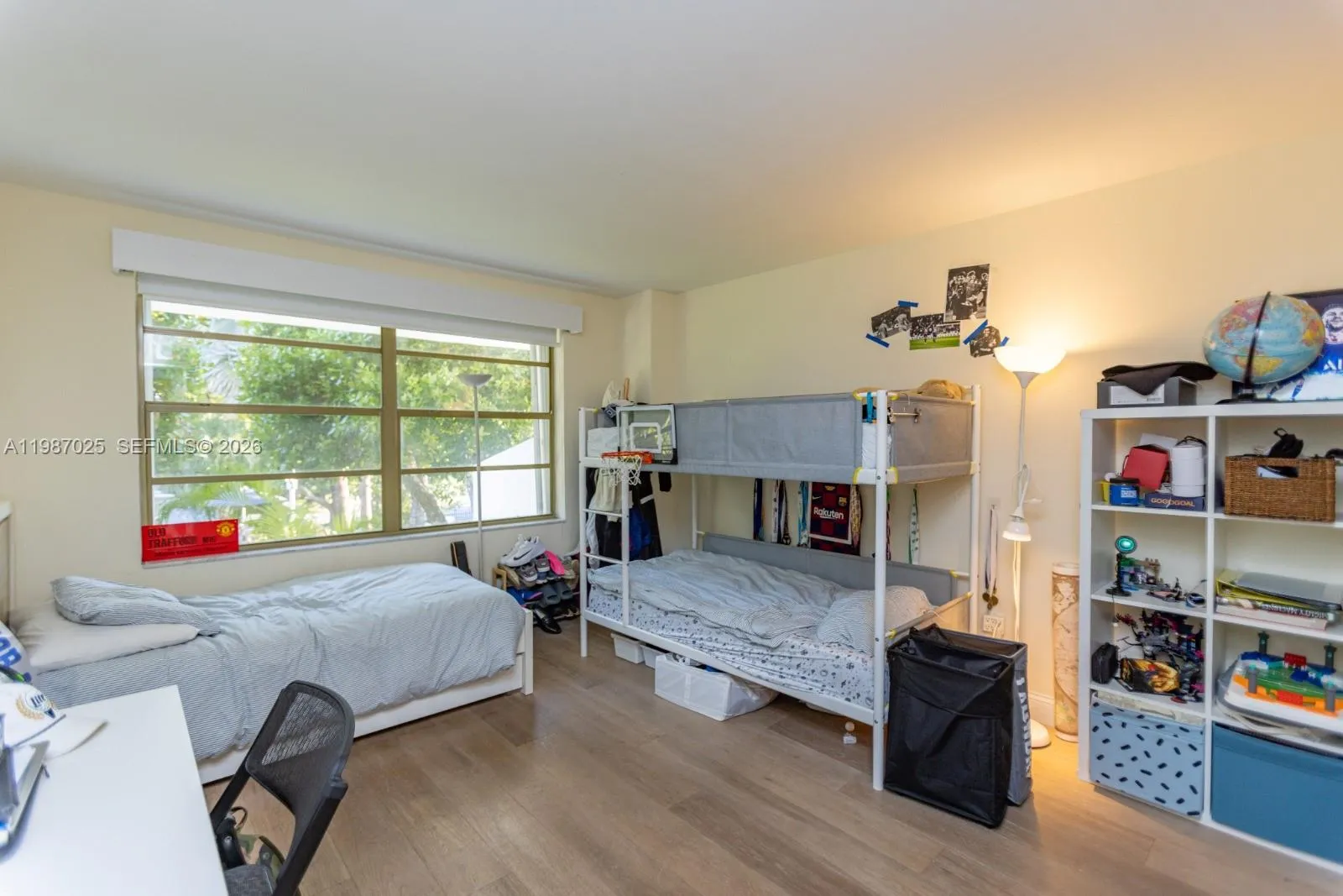 155 Ocean Lane Dr 201, Key Biscayne, Florida 33149, Key Biscayne, Florida 33149, 3 Bedrooms Bedrooms, ,2 BathroomsBathrooms,Residential,For Sale,155 Ocean Lane Dr 201, Key Biscayne, Florida 33149,A11987025