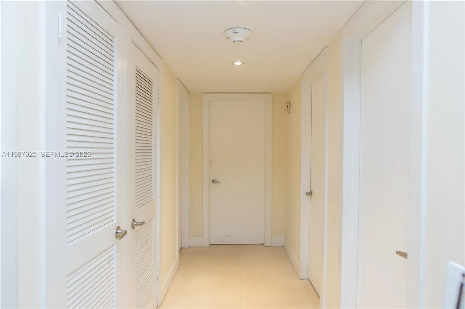 155 Ocean Lane Dr 201, Key Biscayne, Florida 33149, Key Biscayne, Florida 33149, 3 Bedrooms Bedrooms, ,2 BathroomsBathrooms,Residential,For Sale,155 Ocean Lane Dr 201, Key Biscayne, Florida 33149,A11987025