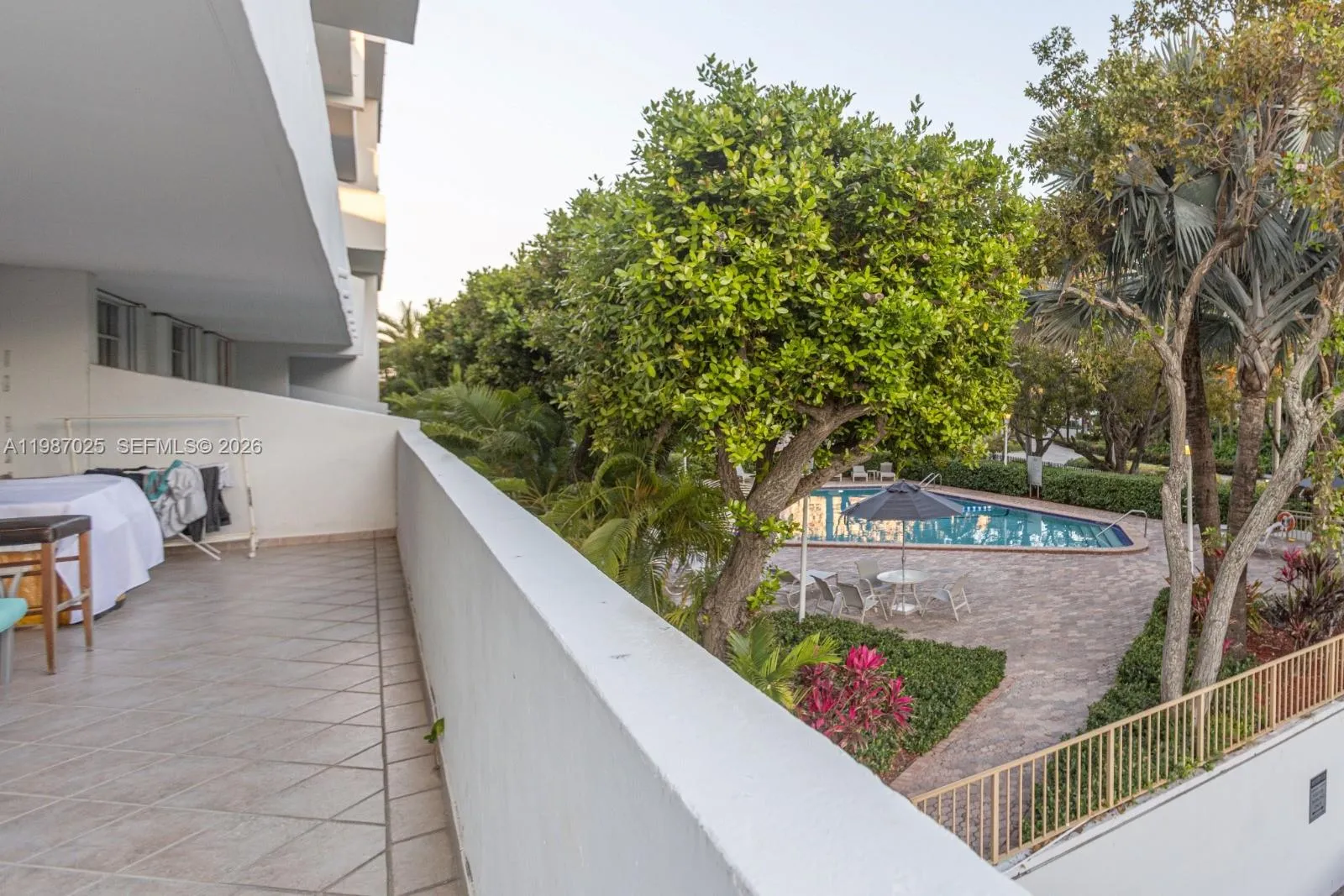 155 Ocean Lane Dr 201, Key Biscayne, Florida 33149, Key Biscayne, Florida 33149, 3 Bedrooms Bedrooms, ,2 BathroomsBathrooms,Residential,For Sale,155 Ocean Lane Dr 201, Key Biscayne, Florida 33149,A11987025