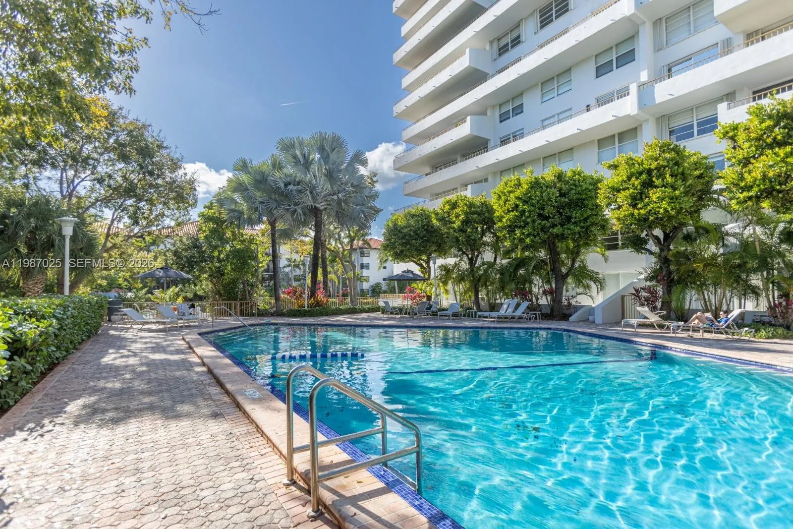 155 Ocean Lane Dr 201, Key Biscayne, Florida 33149, Key Biscayne, Florida 33149, 3 Bedrooms Bedrooms, ,2 BathroomsBathrooms,Residential,For Sale,155 Ocean Lane Dr 201, Key Biscayne, Florida 33149,A11987025