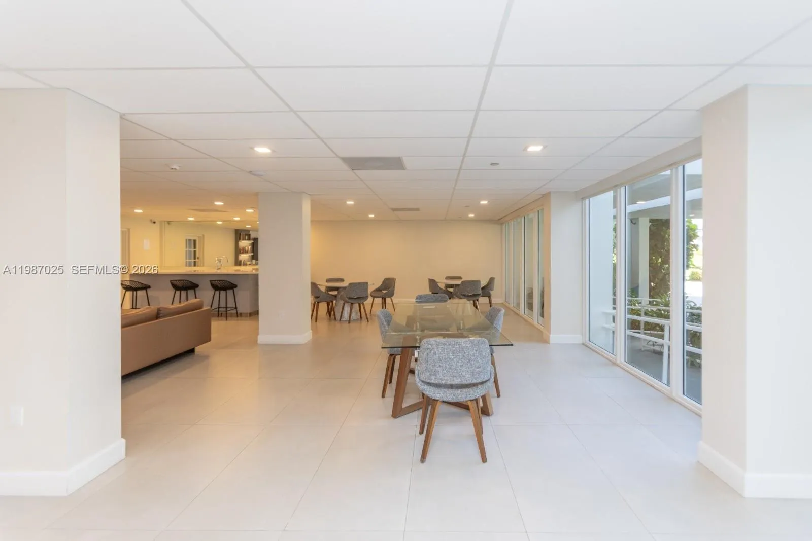 155 Ocean Lane Dr 201, Key Biscayne, Florida 33149, Key Biscayne, Florida 33149, 3 Bedrooms Bedrooms, ,2 BathroomsBathrooms,Residential,For Sale,155 Ocean Lane Dr 201, Key Biscayne, Florida 33149,A11987025