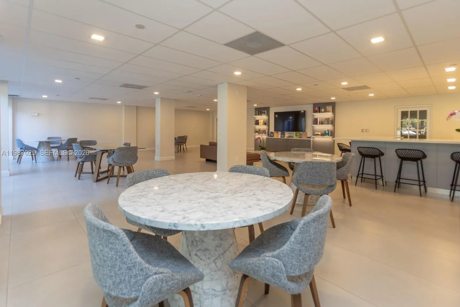 155 Ocean Lane Dr 201, Key Biscayne, Florida 33149, Key Biscayne, Florida 33149, 3 Bedrooms Bedrooms, ,2 BathroomsBathrooms,Residential,For Sale,155 Ocean Lane Dr 201, Key Biscayne, Florida 33149,A11987025