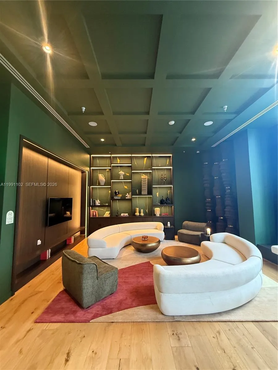 11 Ne 6 706, Miami, Florida 33132, Miami, Florida 33132, ,1 BathroomBathrooms,Residential,For Sale,11 Ne 6 706, Miami, Florida 33132,A11991102