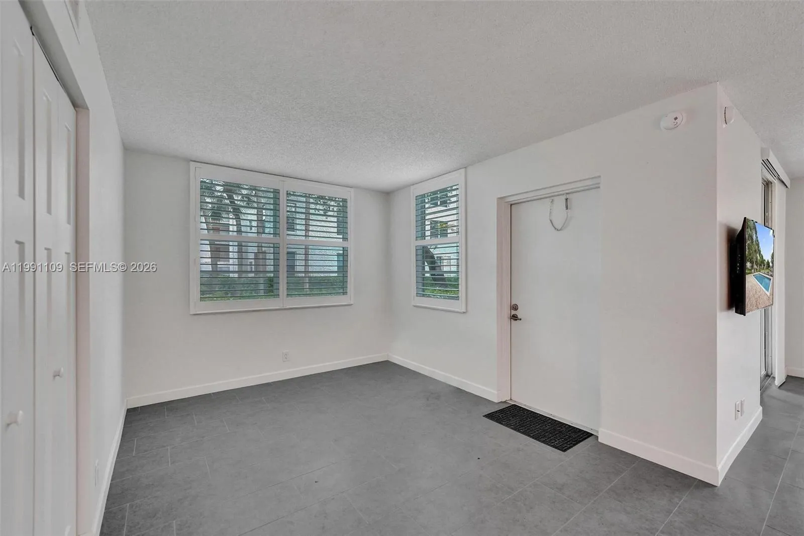 9330 Lagoon Pl 109, Davie, Florida 33324, Davie, Florida 33324, 3 Bedrooms Bedrooms, ,2 BathroomsBathrooms,Residential,For Sale,9330 Lagoon Pl 109, Davie, Florida 33324,A11991109