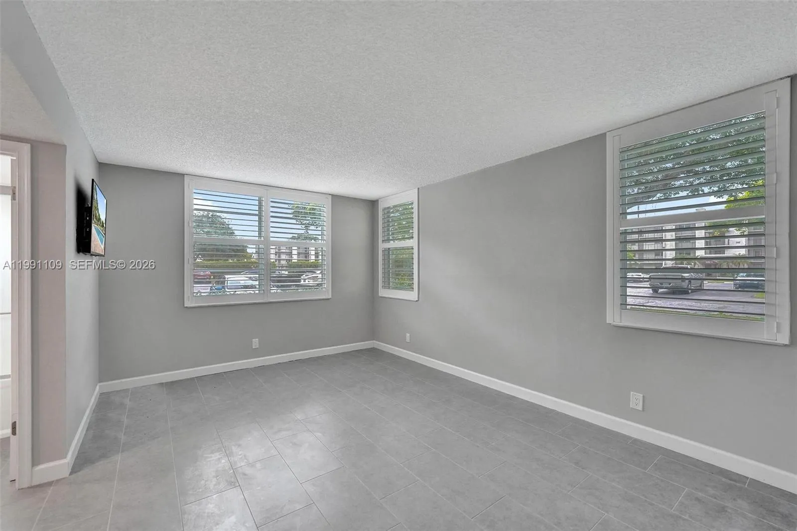 9330 Lagoon Pl 109, Davie, Florida 33324, Davie, Florida 33324, 3 Bedrooms Bedrooms, ,2 BathroomsBathrooms,Residential,For Sale,9330 Lagoon Pl 109, Davie, Florida 33324,A11991109