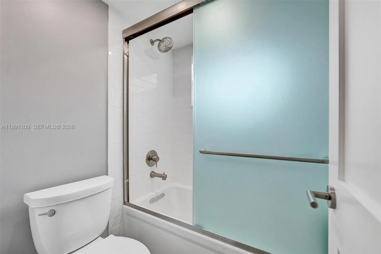 9330 Lagoon Pl 109, Davie, Florida 33324, Davie, Florida 33324, 3 Bedrooms Bedrooms, ,2 BathroomsBathrooms,Residential,For Sale,9330 Lagoon Pl 109, Davie, Florida 33324,A11991109