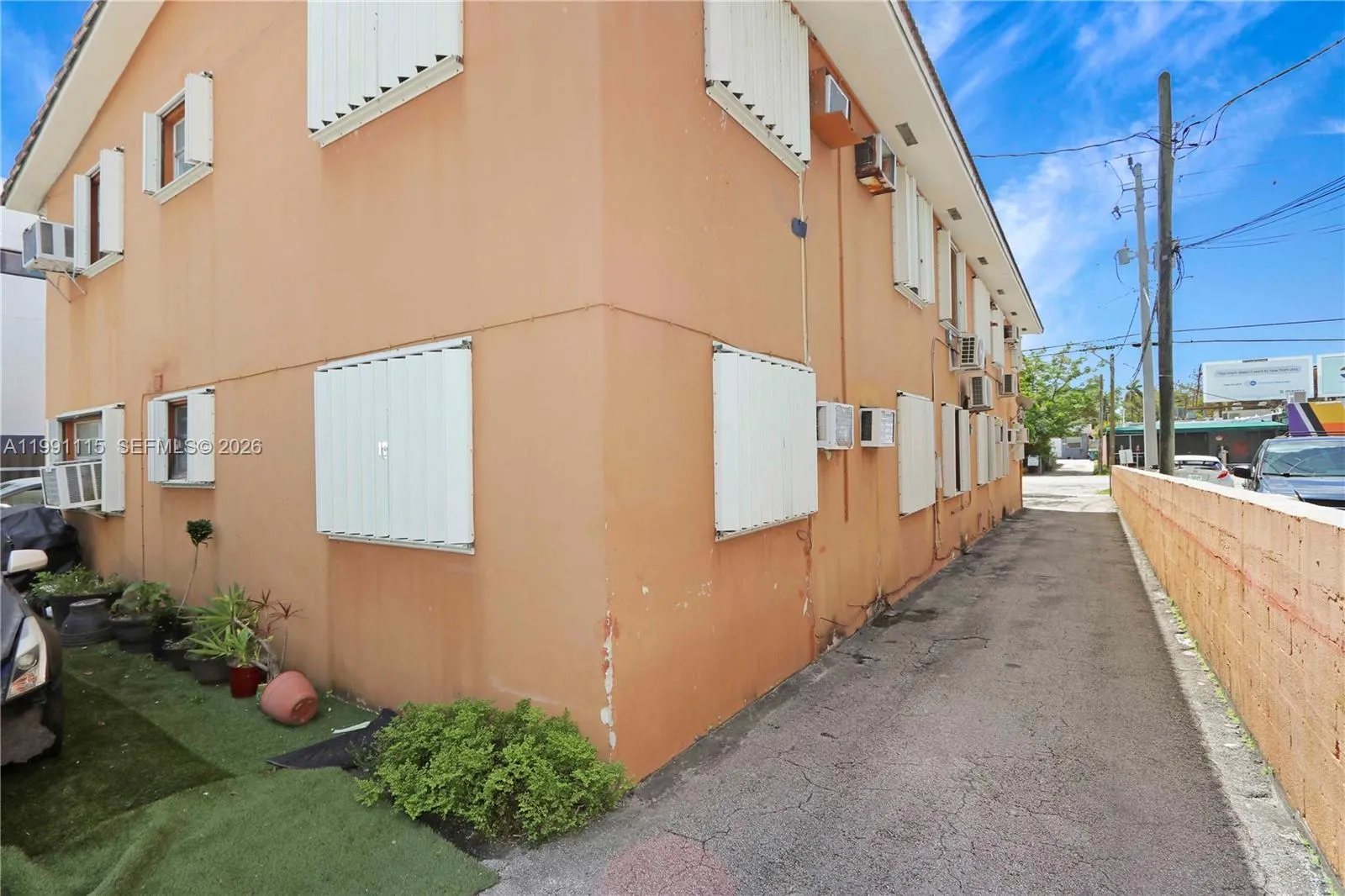 3191 Sw 23rd St, Miami, Florida 33145, Miami, Florida 33145, ,Commercial Sale,For Sale,3191 Sw 23rd St, Miami, Florida 33145,A11991115