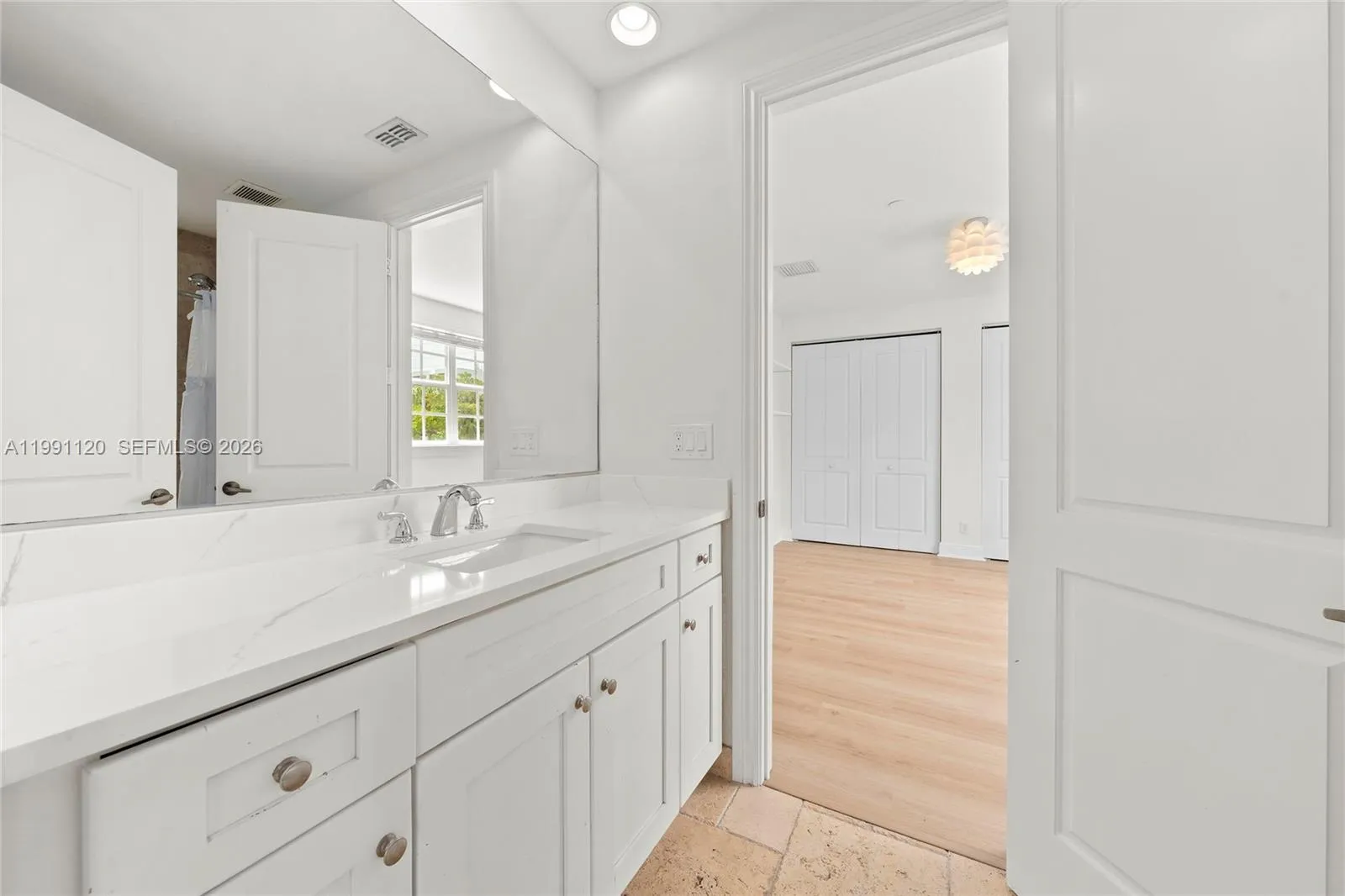 1117 Ne 18th Ave 2, Fort Lauderdale, Florida 33304, Fort Lauderdale, Florida 33304, 3 Bedrooms Bedrooms, ,3 BathroomsBathrooms,Residential,For Sale,1117 Ne 18th Ave 2, Fort Lauderdale, Florida 33304,A11991120