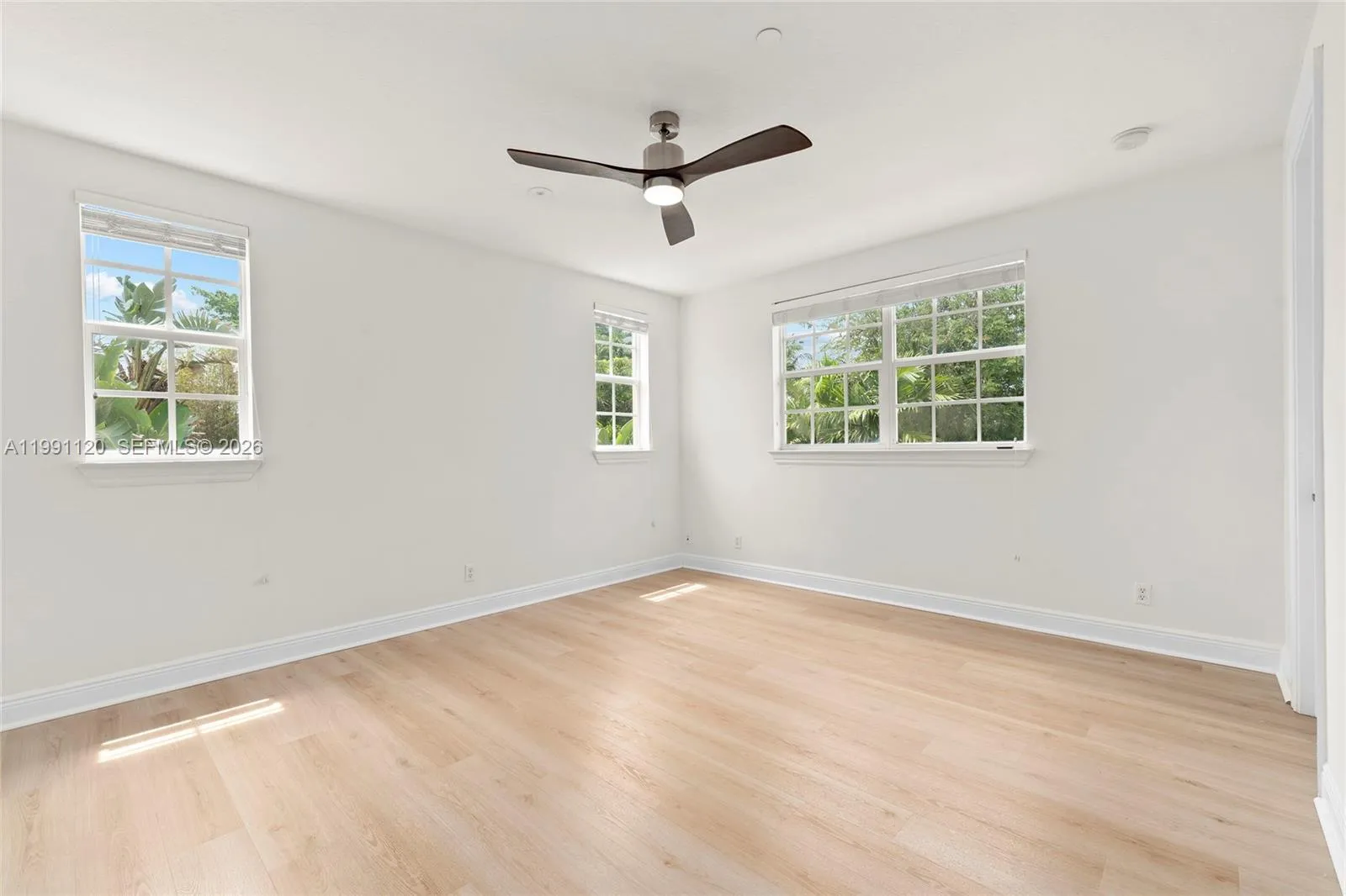 1117 Ne 18th Ave 2, Fort Lauderdale, Florida 33304, Fort Lauderdale, Florida 33304, 3 Bedrooms Bedrooms, ,3 BathroomsBathrooms,Residential,For Sale,1117 Ne 18th Ave 2, Fort Lauderdale, Florida 33304,A11991120