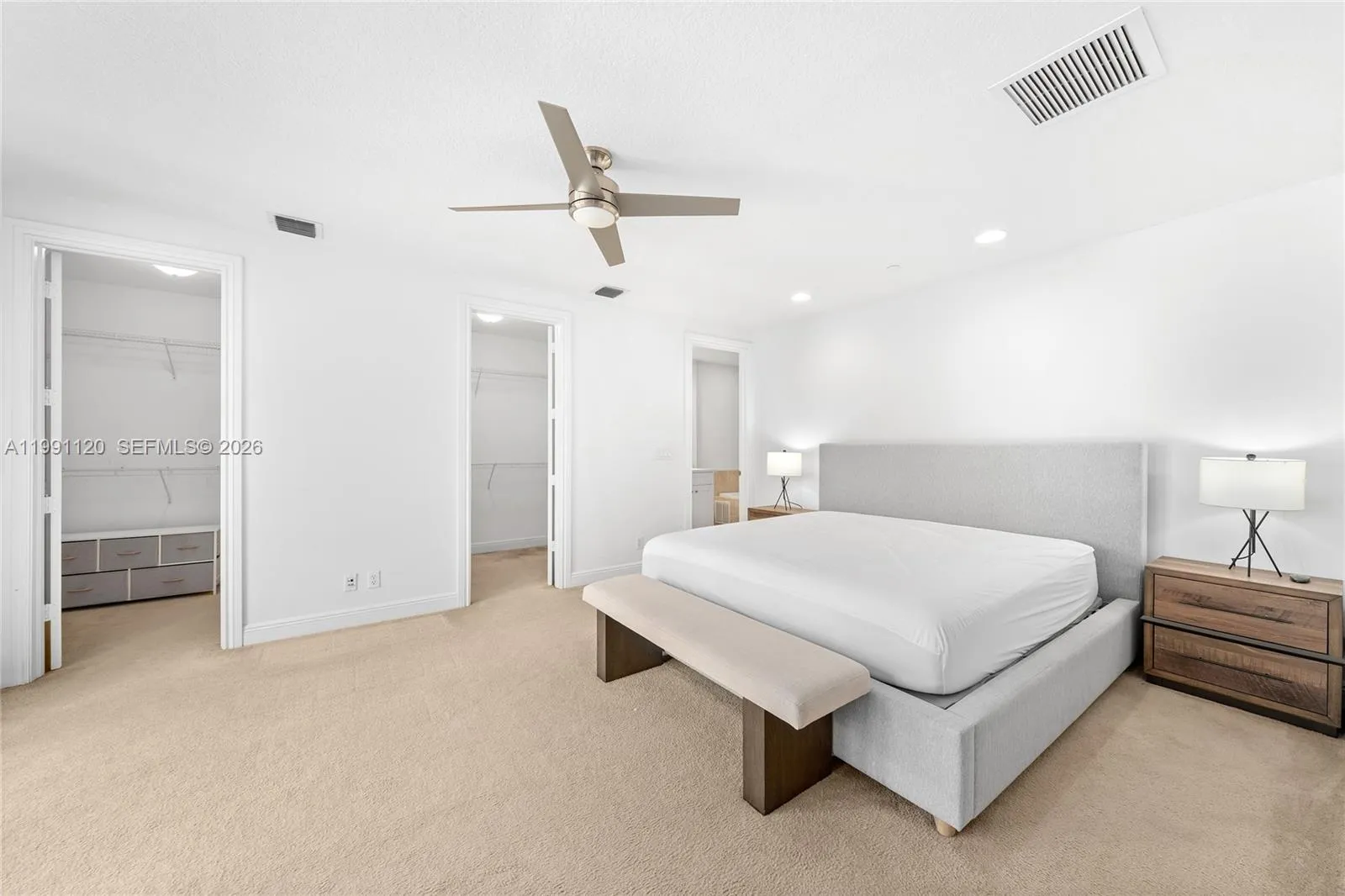 1117 Ne 18th Ave 2, Fort Lauderdale, Florida 33304, Fort Lauderdale, Florida 33304, 3 Bedrooms Bedrooms, ,3 BathroomsBathrooms,Residential,For Sale,1117 Ne 18th Ave 2, Fort Lauderdale, Florida 33304,A11991120