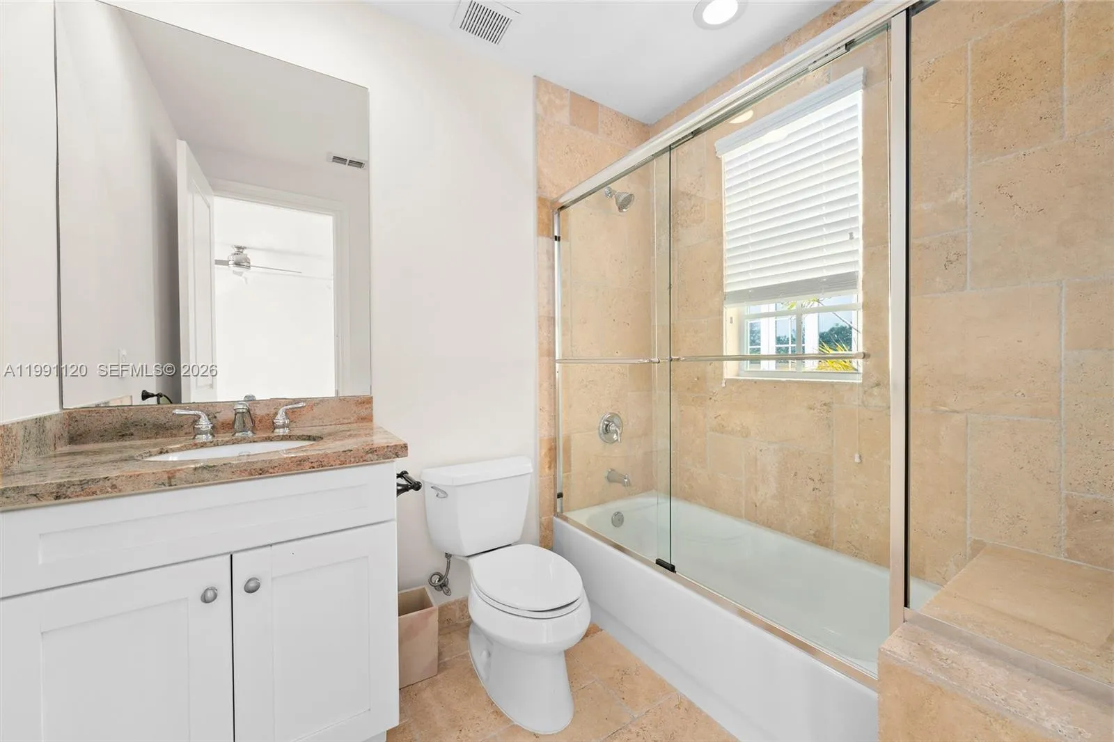 1117 Ne 18th Ave 2, Fort Lauderdale, Florida 33304, Fort Lauderdale, Florida 33304, 3 Bedrooms Bedrooms, ,3 BathroomsBathrooms,Residential,For Sale,1117 Ne 18th Ave 2, Fort Lauderdale, Florida 33304,A11991120