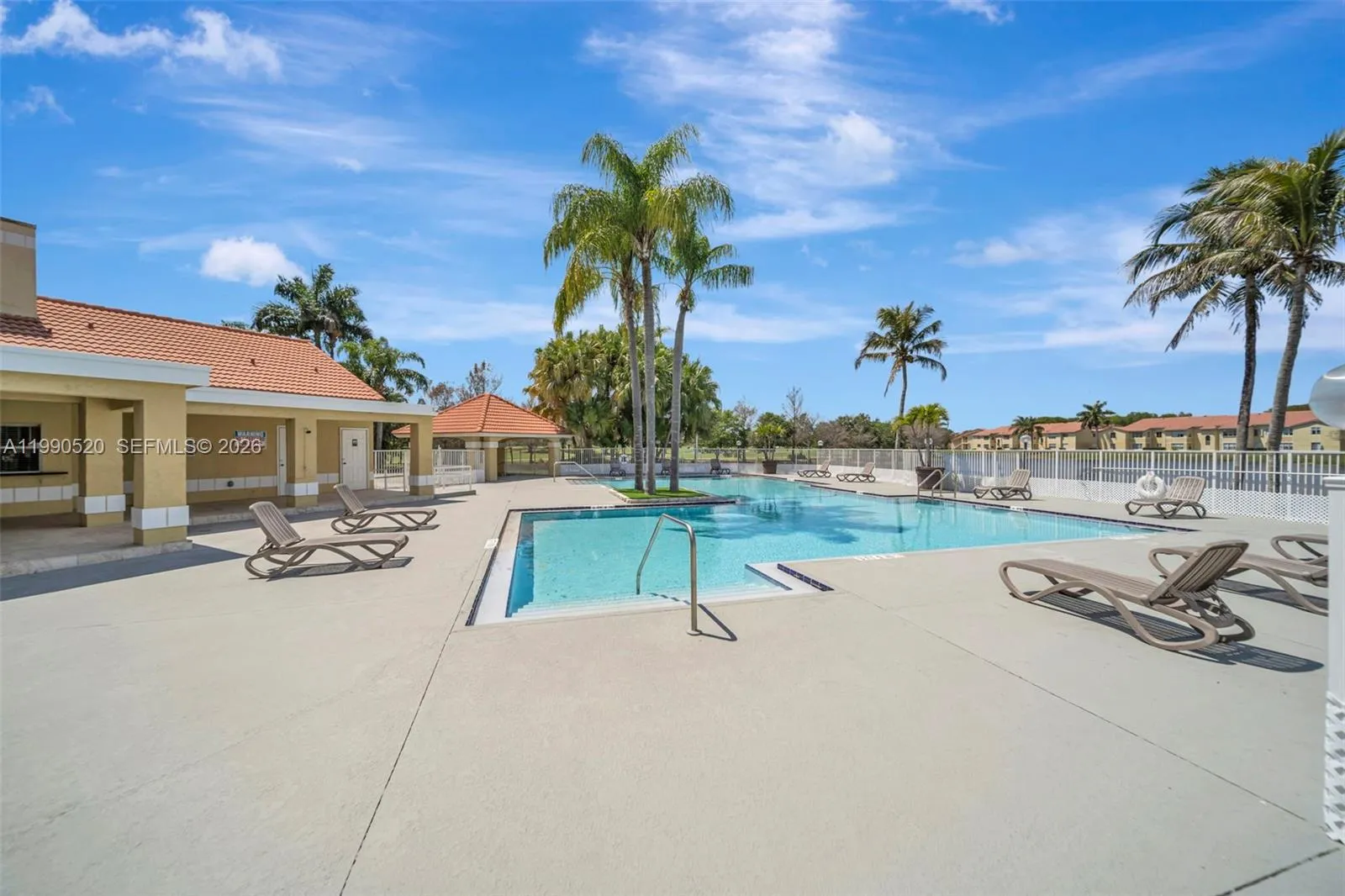 12400 Vista Isles Dr 1417, Sunrise, Florida 33325, Sunrise, Florida 33325, 2 Bedrooms Bedrooms, ,2 BathroomsBathrooms,Residential,For Sale,12400 Vista Isles Dr 1417, Sunrise, Florida 33325,A11990520