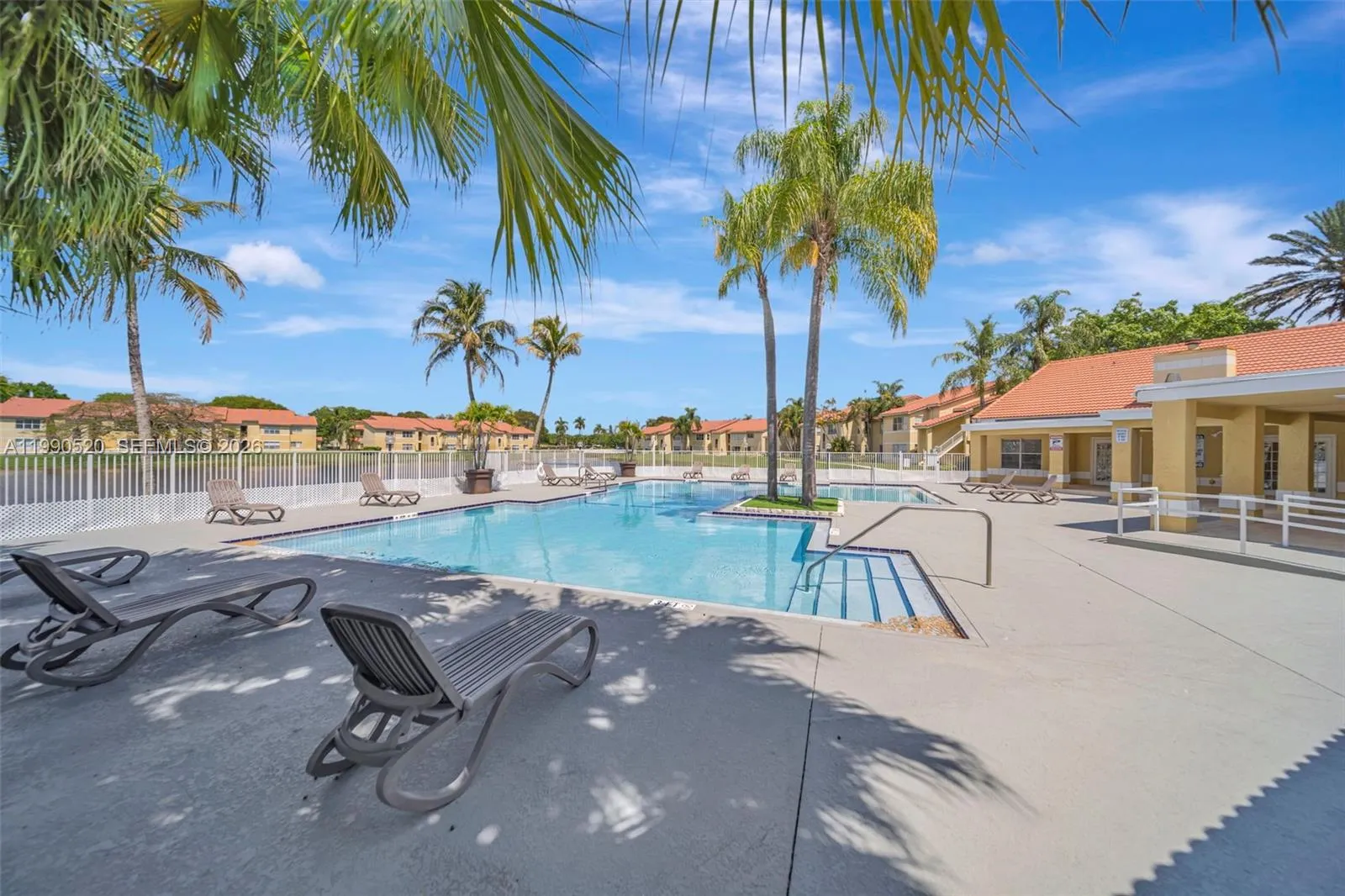 12400 Vista Isles Dr 1417, Sunrise, Florida 33325, Sunrise, Florida 33325, 2 Bedrooms Bedrooms, ,2 BathroomsBathrooms,Residential,For Sale,12400 Vista Isles Dr 1417, Sunrise, Florida 33325,A11990520