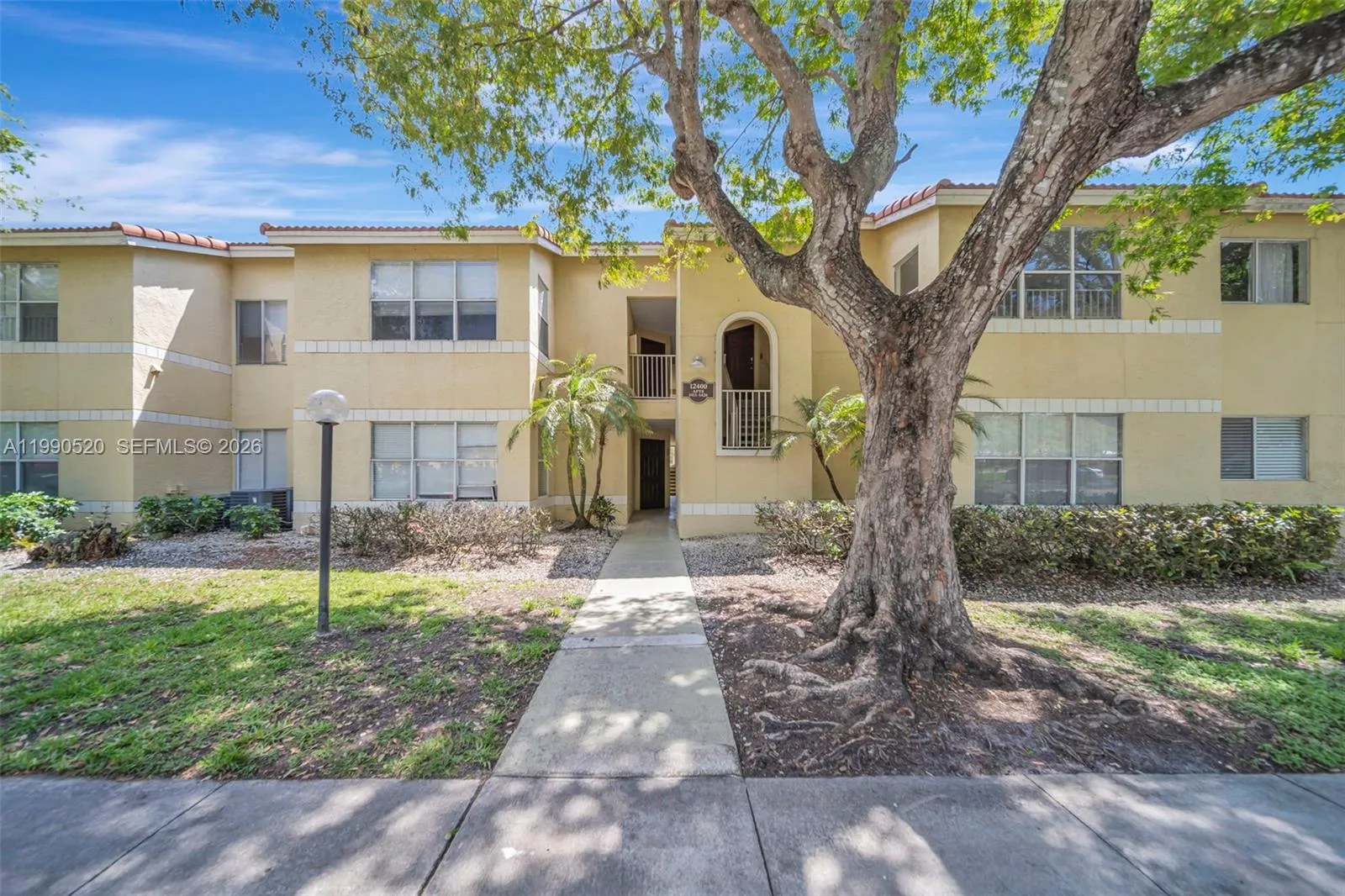 12400 Vista Isles Dr 1417, Sunrise, Florida 33325, Sunrise, Florida 33325, 2 Bedrooms Bedrooms, ,2 BathroomsBathrooms,Residential,For Sale,12400 Vista Isles Dr 1417, Sunrise, Florida 33325,A11990520