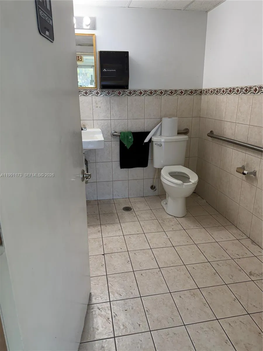 10745 Nw 23rd St 10769, Sweetwater, Florida 33172, Sweetwater, Florida 33172, ,Commercial Lease,For Rent,10745 Nw 23rd St 10769, Sweetwater, Florida 33172,A11991173