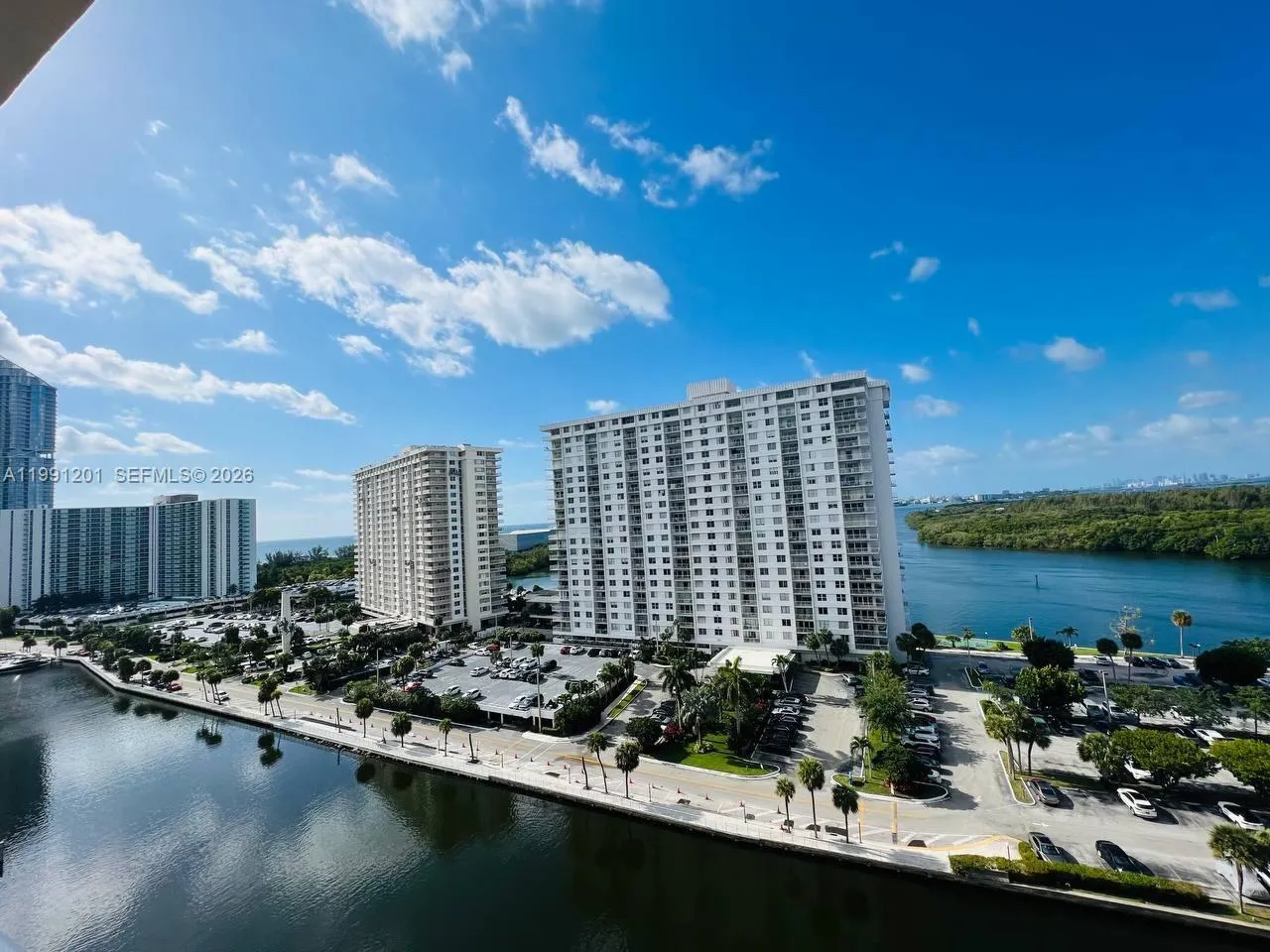 400 Kings Point Dr 1420, Sunny Isles Beach, Florid, Sunny Isles Beach, Florida 33160, 1 Bedroom Bedrooms, ,1 BathroomBathrooms,Residential Lease,For Rent,400 Kings Point Dr 1420, Sunny Isles Beach, Florid,A11991201