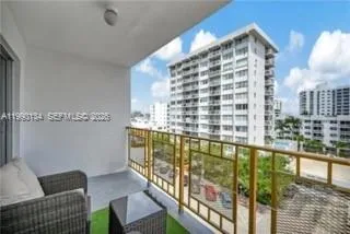 1340 Lincoln Rd 608, Miami Beach, Florida 33139, Miami Beach, Florida 33139, 1 Bedroom Bedrooms, ,1 BathroomBathrooms,Residential Lease,For Rent,1340 Lincoln Rd 608, Miami Beach, Florida 33139,A11990134