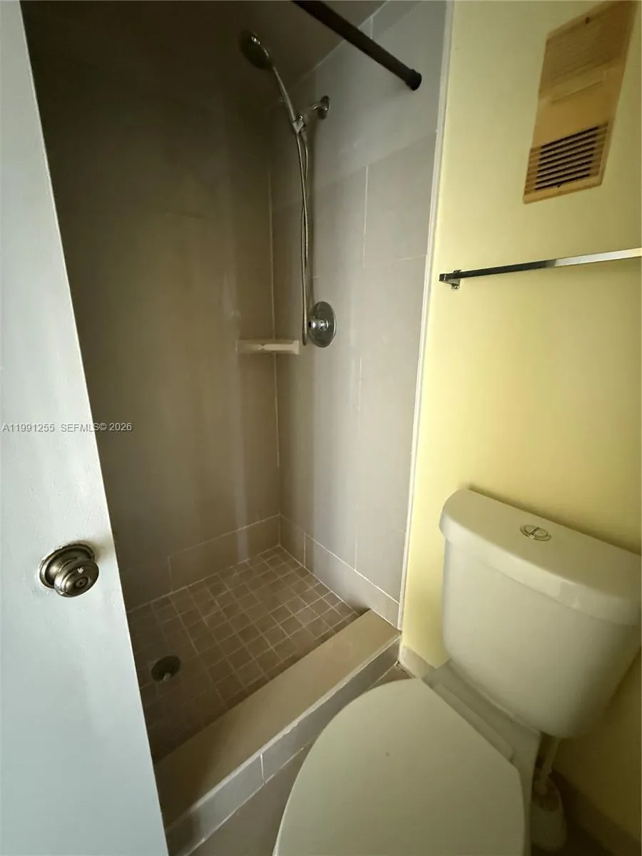 8740 N Sherman Cir 402, Miramar, Florida 33025, Miramar, Florida 33025, 2 Bedrooms Bedrooms, ,2 BathroomsBathrooms,Residential,For Sale,8740 N Sherman Cir 402, Miramar, Florida 33025,A11991255