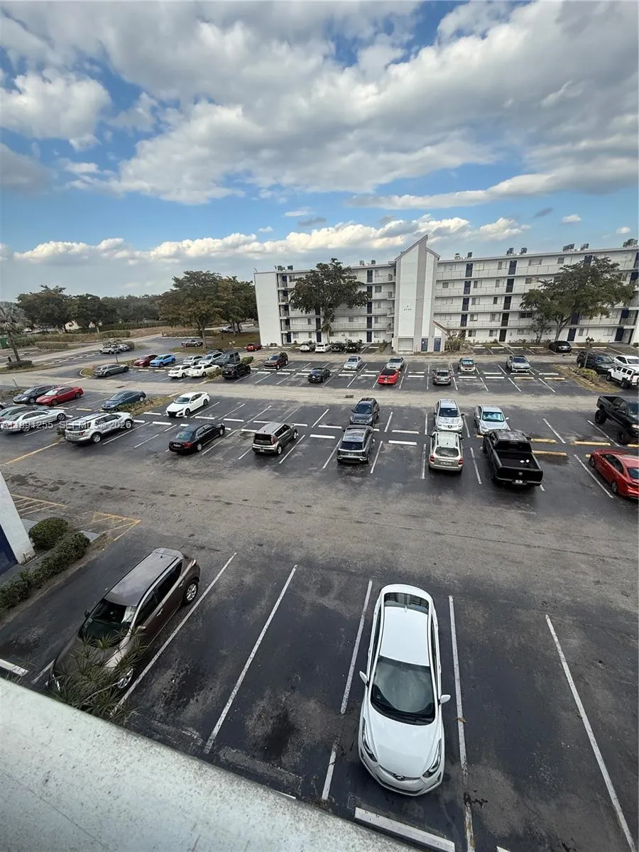 8740 N Sherman Cir 402, Miramar, Florida 33025, Miramar, Florida 33025, 2 Bedrooms Bedrooms, ,2 BathroomsBathrooms,Residential,For Sale,8740 N Sherman Cir 402, Miramar, Florida 33025,A11991255