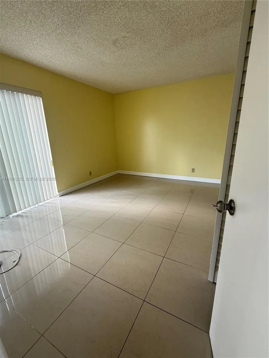 8740 N Sherman Cir 402, Miramar, Florida 33025, Miramar, Florida 33025, 2 Bedrooms Bedrooms, ,2 BathroomsBathrooms,Residential,For Sale,8740 N Sherman Cir 402, Miramar, Florida 33025,A11991255