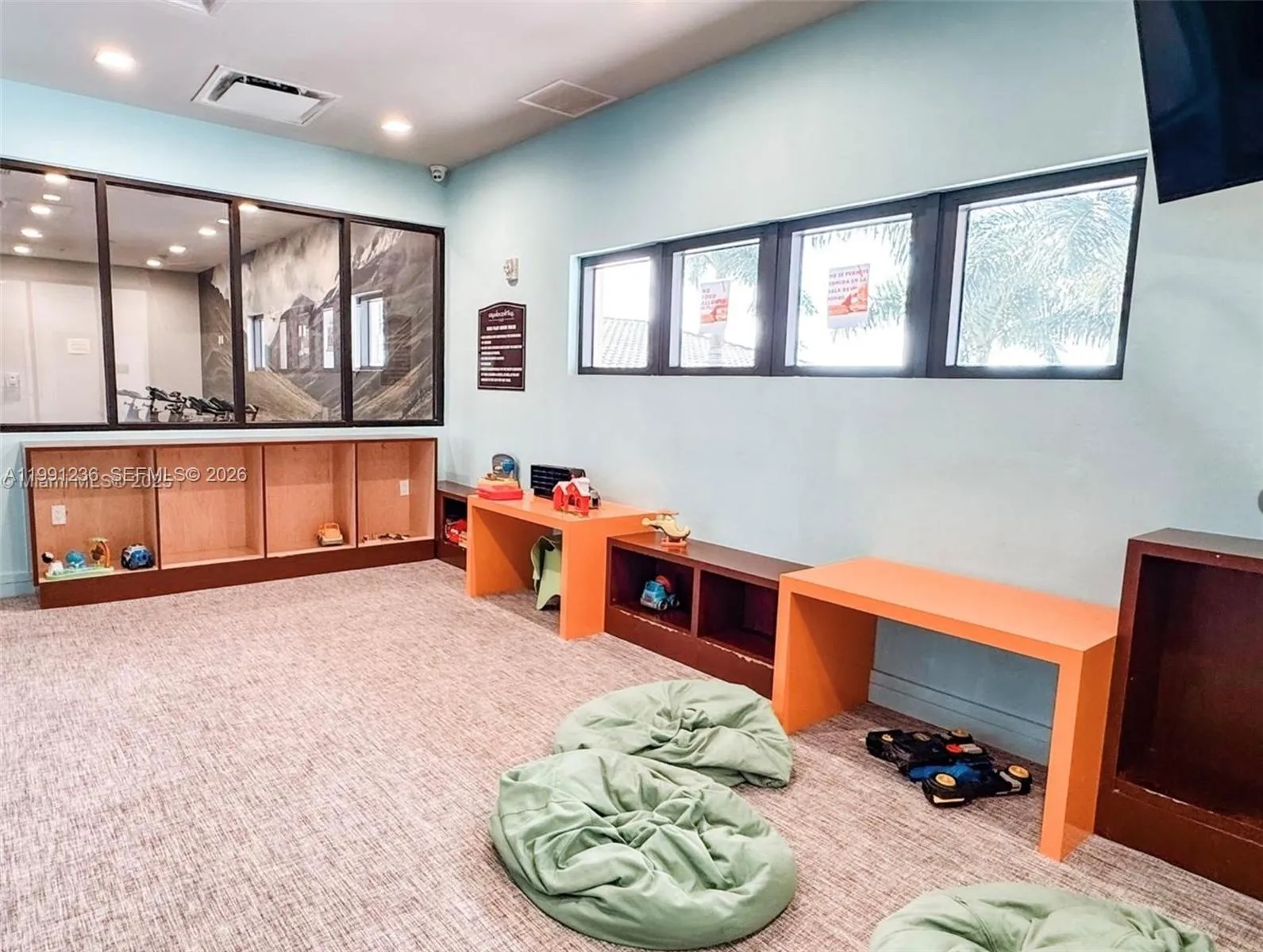 8800 Nw 98th Ct, Doral, Florida 33178, Doral, Florida 33178, 5 Bedrooms Bedrooms, ,4 BathroomsBathrooms,Residential Lease,For Rent,8800 Nw 98th Ct, Doral, Florida 33178,A11991236